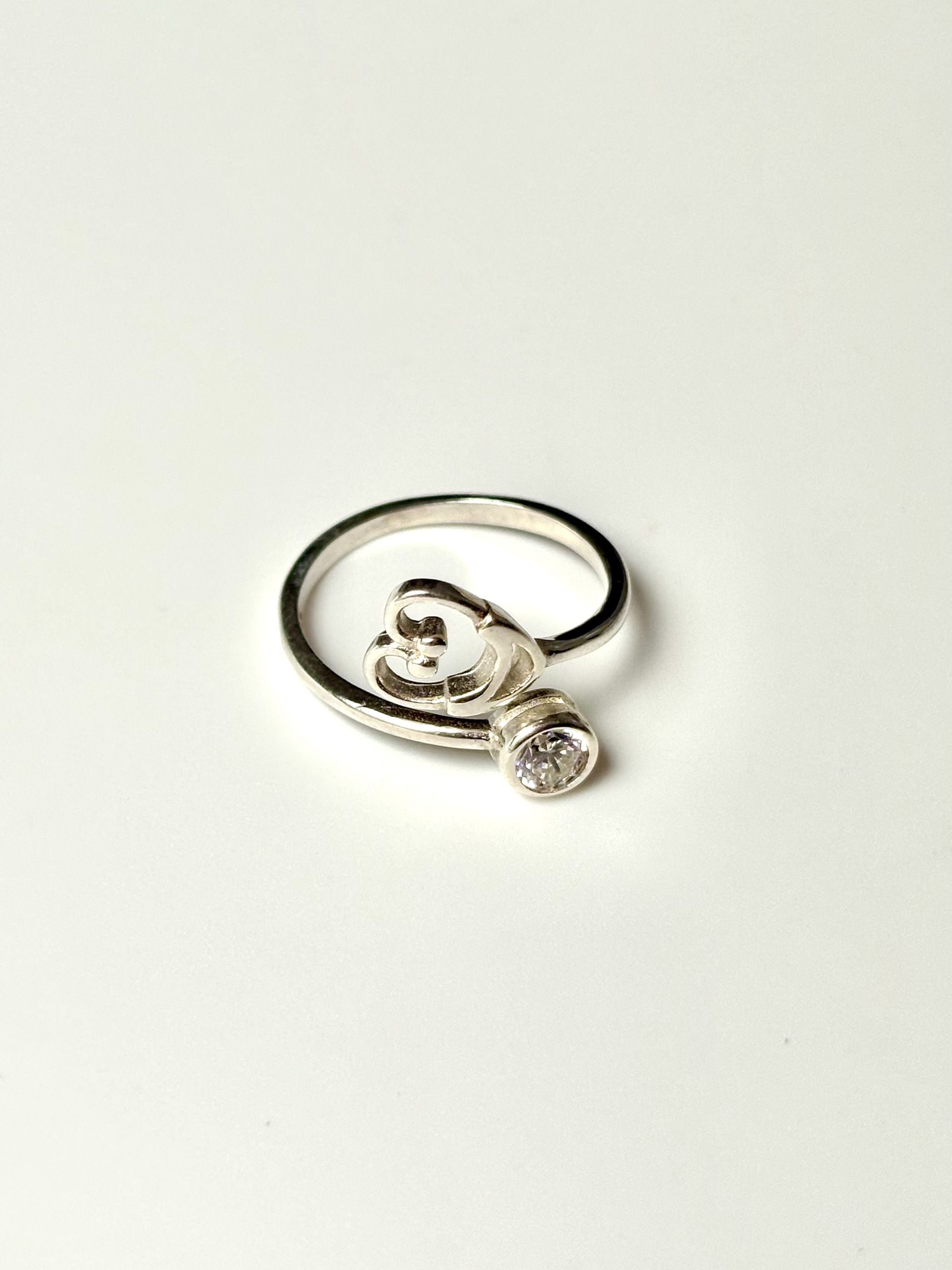 Anillo Fonendo Con Circón