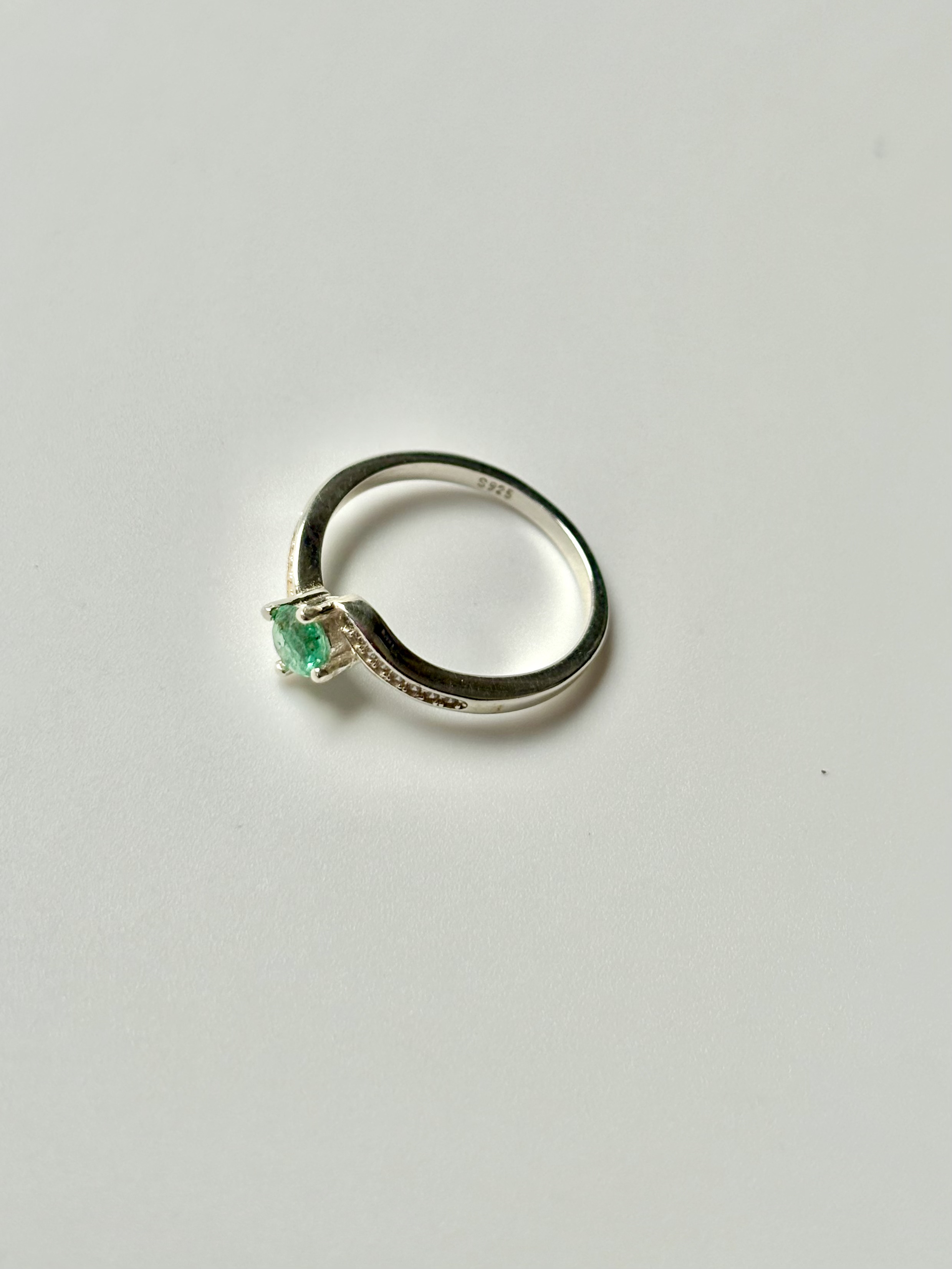 Anillo Esmeralda Y Circones - Plata
