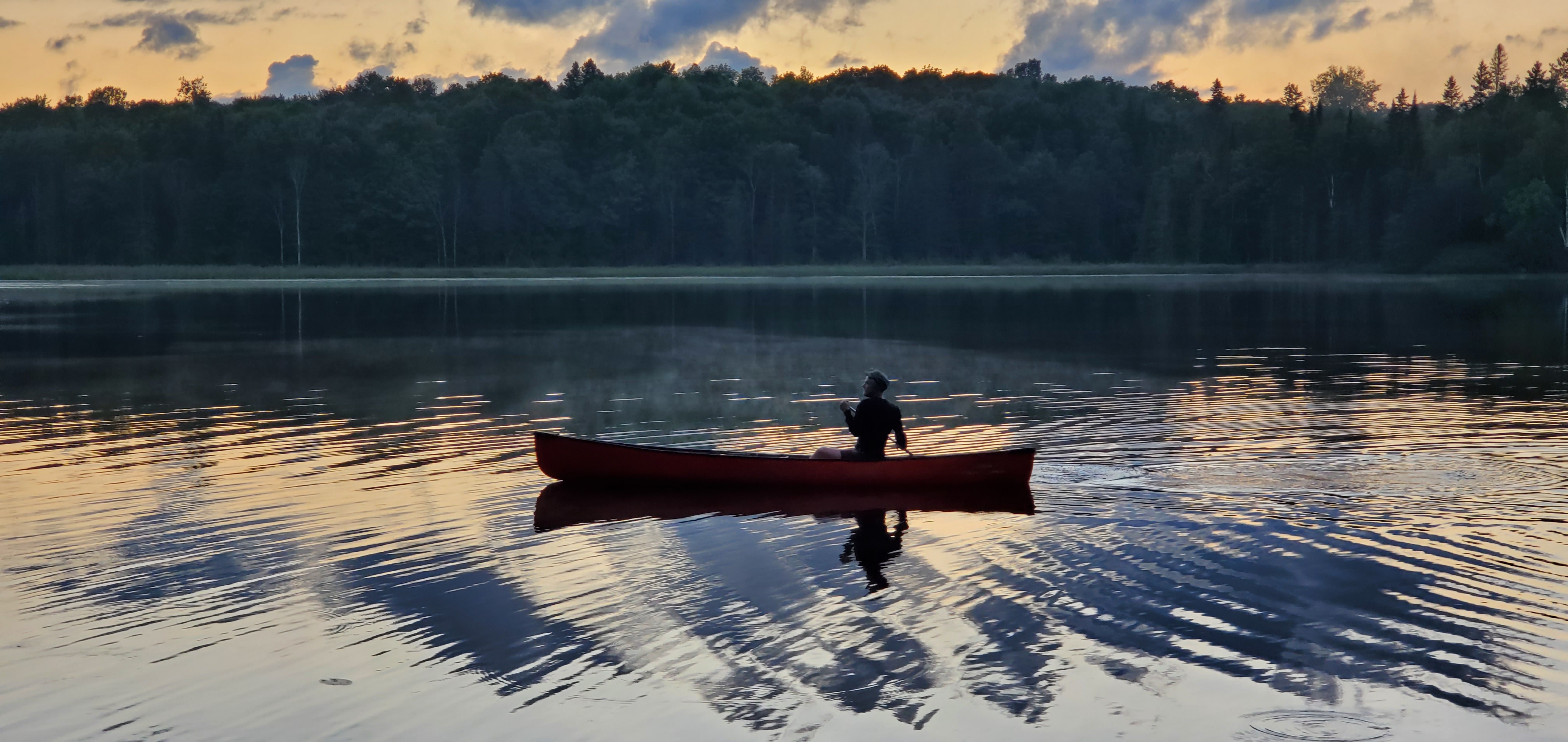 Lakeside Stargazing Canoe Tour