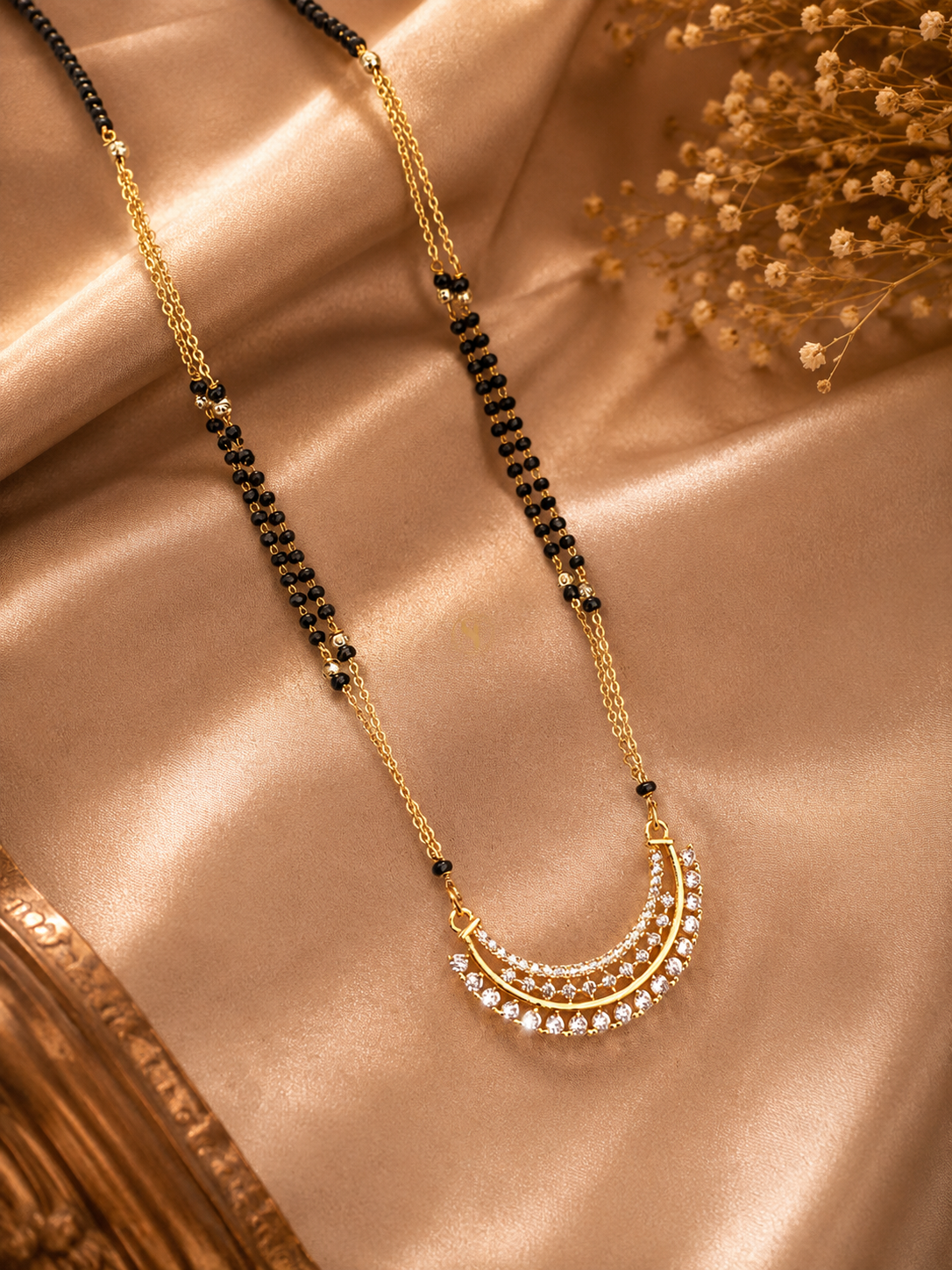 Elegant Gold Mangalsutra
