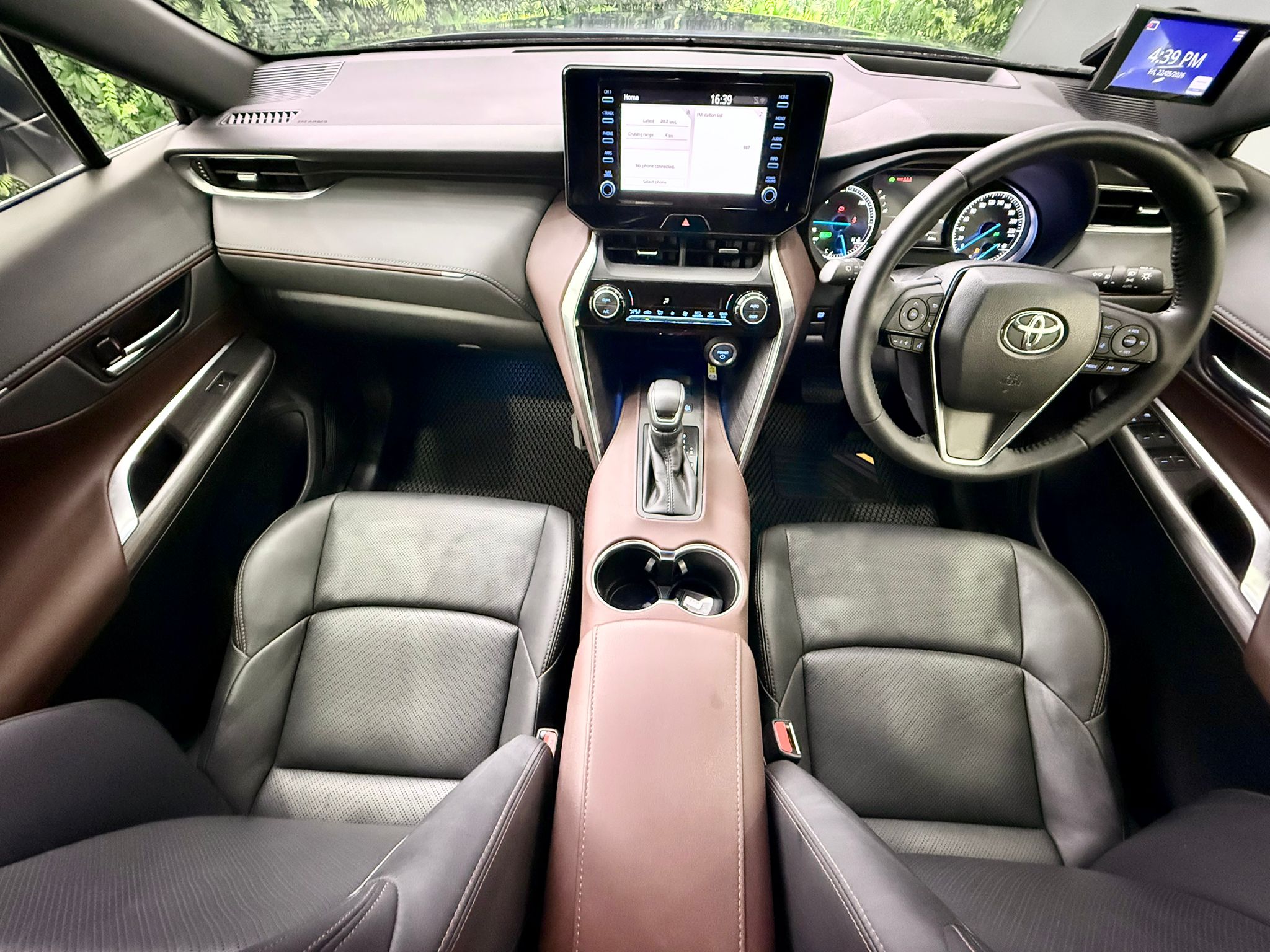 Used 2021 Toyota Harrier Hybrid 2.5A Premium