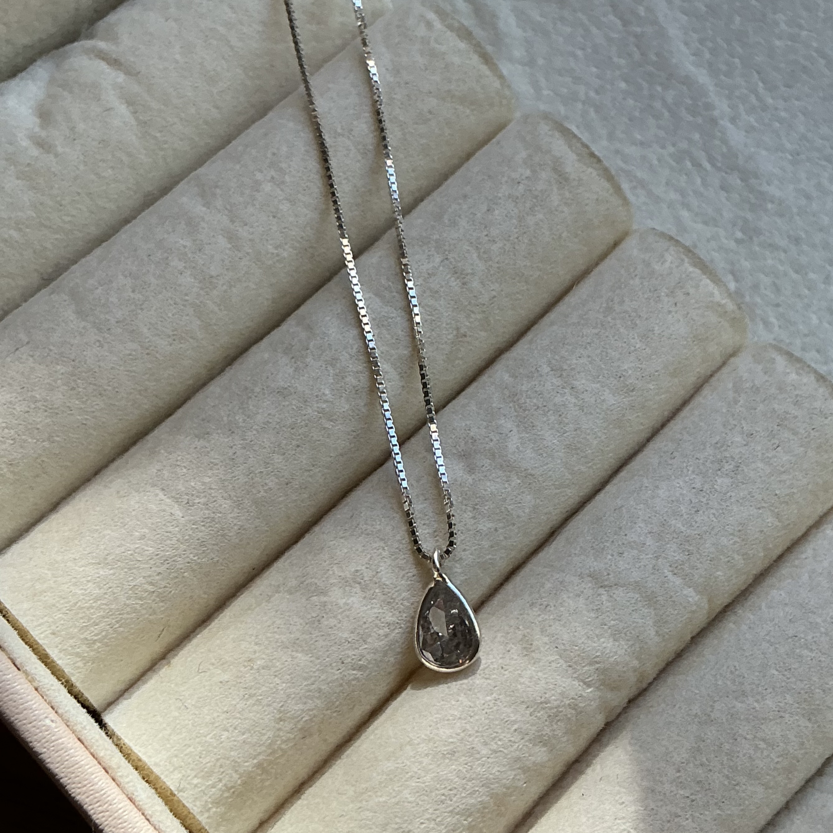 Colar Gota de Prata