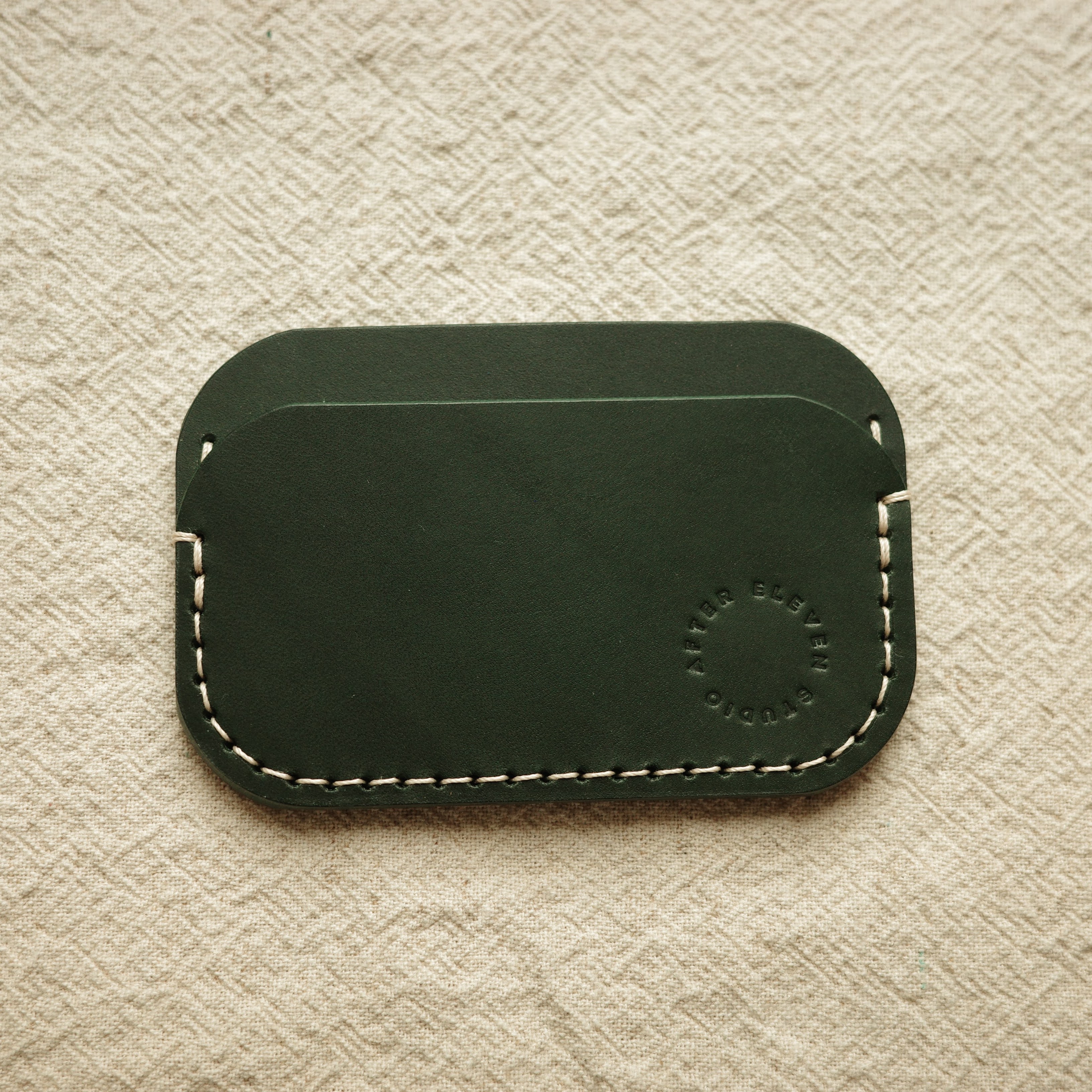 Kaira card holder