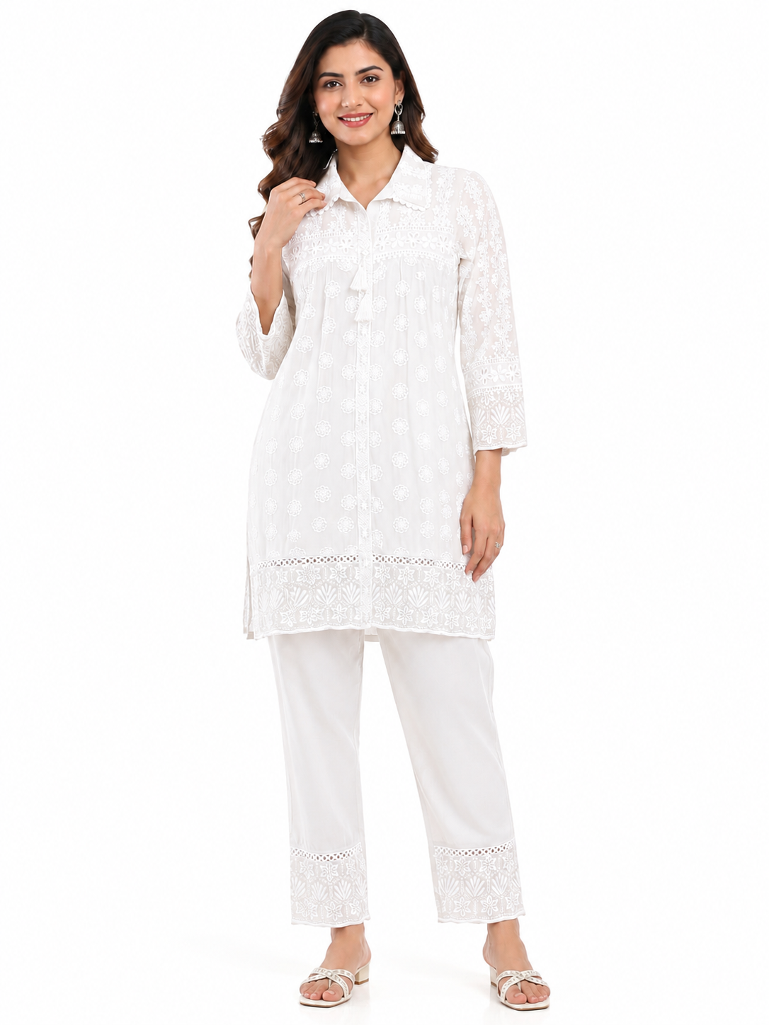 Elegant White Chikankari Cotton Kurta Pant Set for Women
