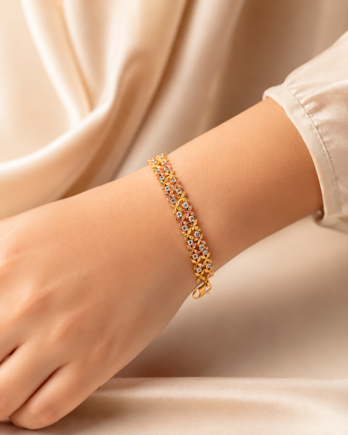 17.86g - Elegant Gold-Plated Crystal Bracelet