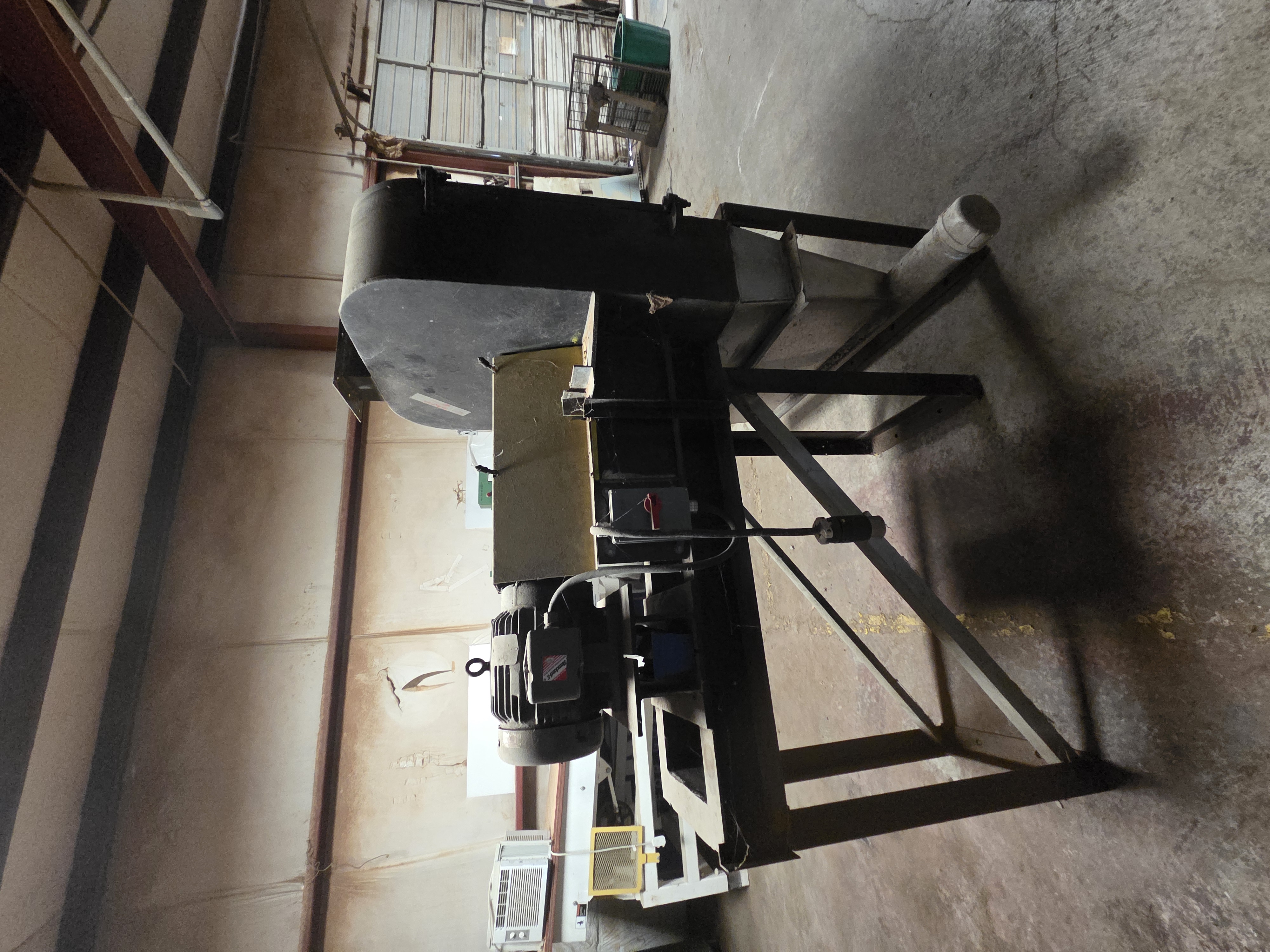 Shutte Hammer Mill 