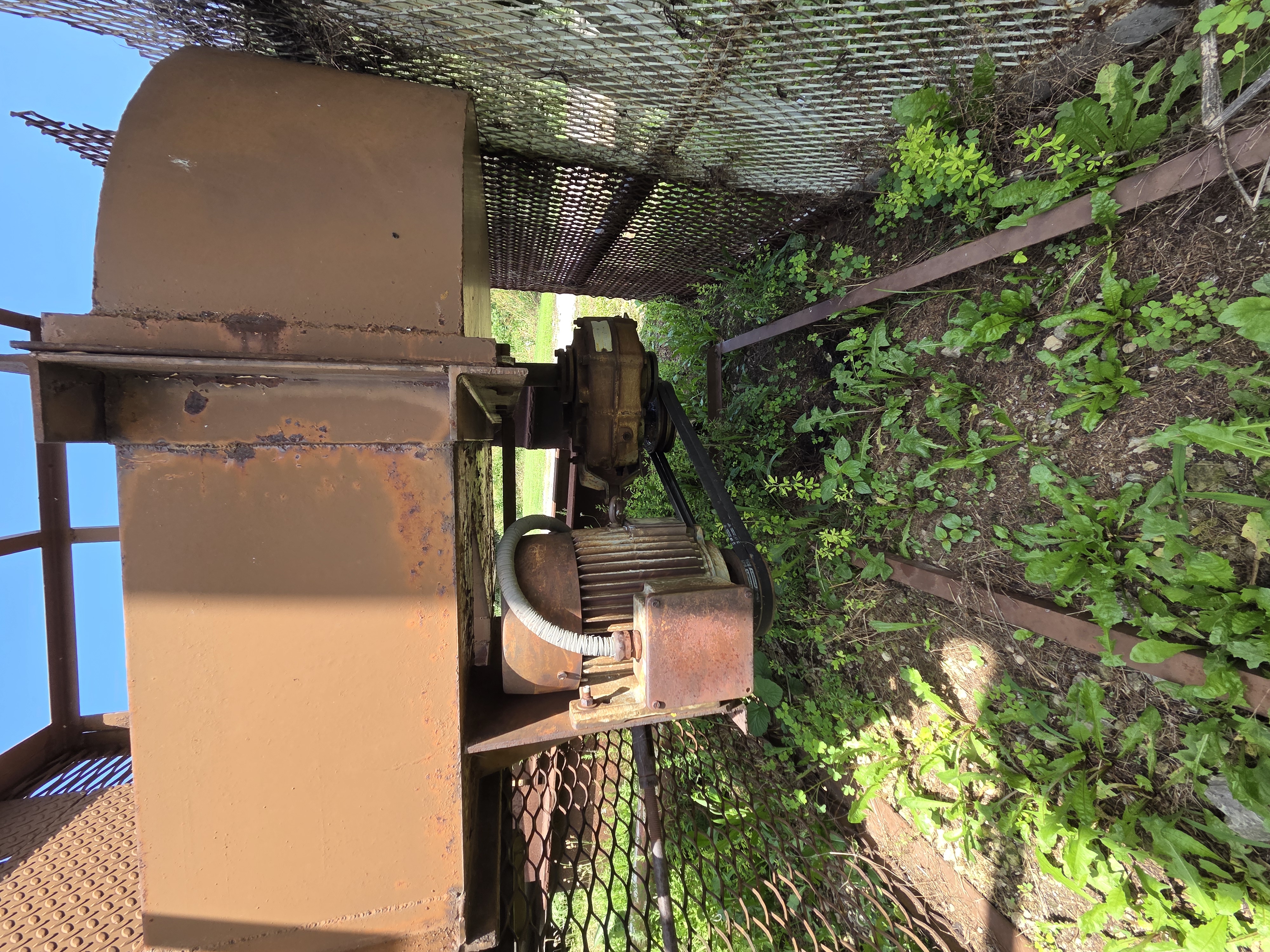 35' Bucket Elevator 