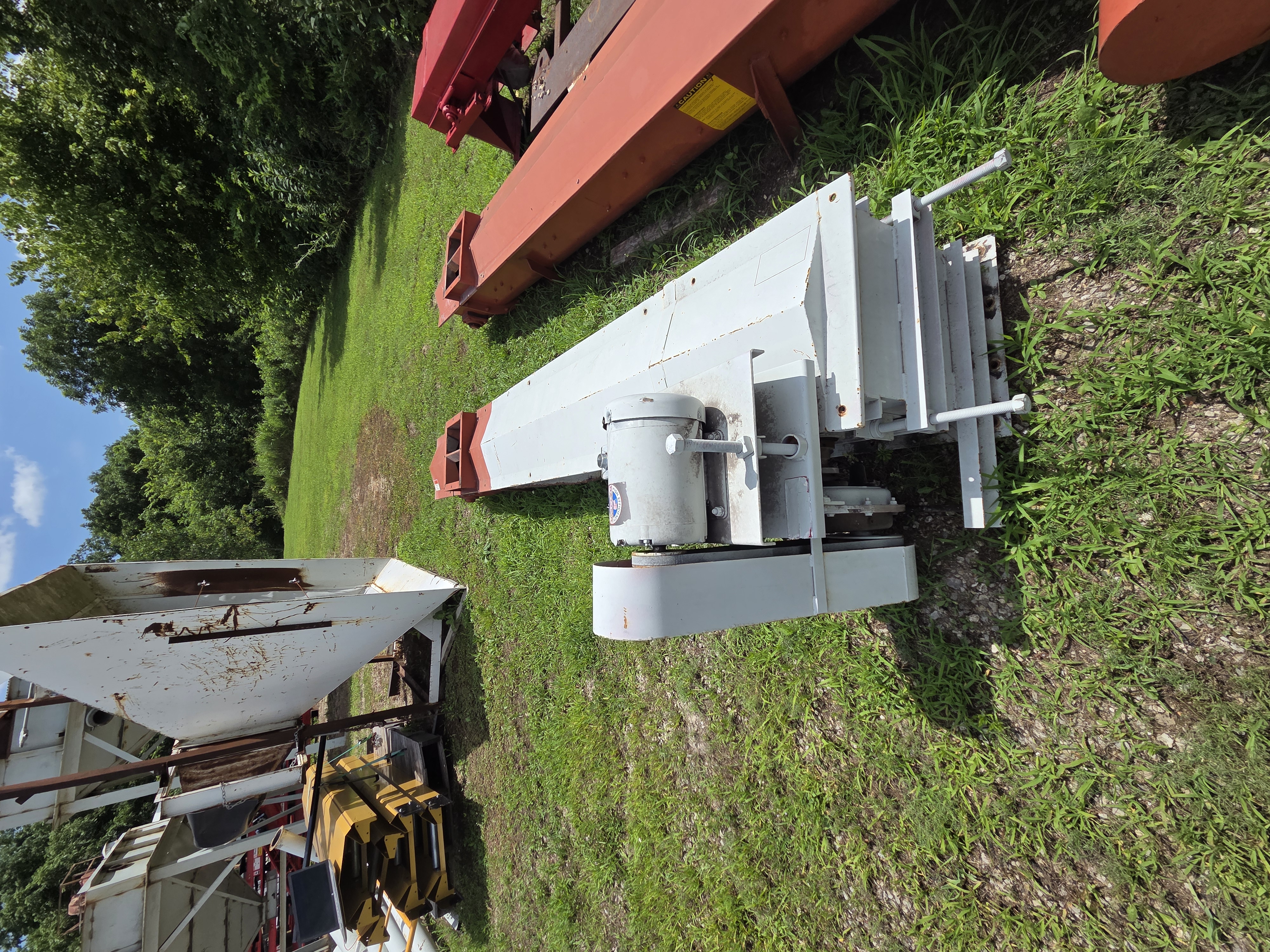 Round Bottom Drag Chain Conveyor 