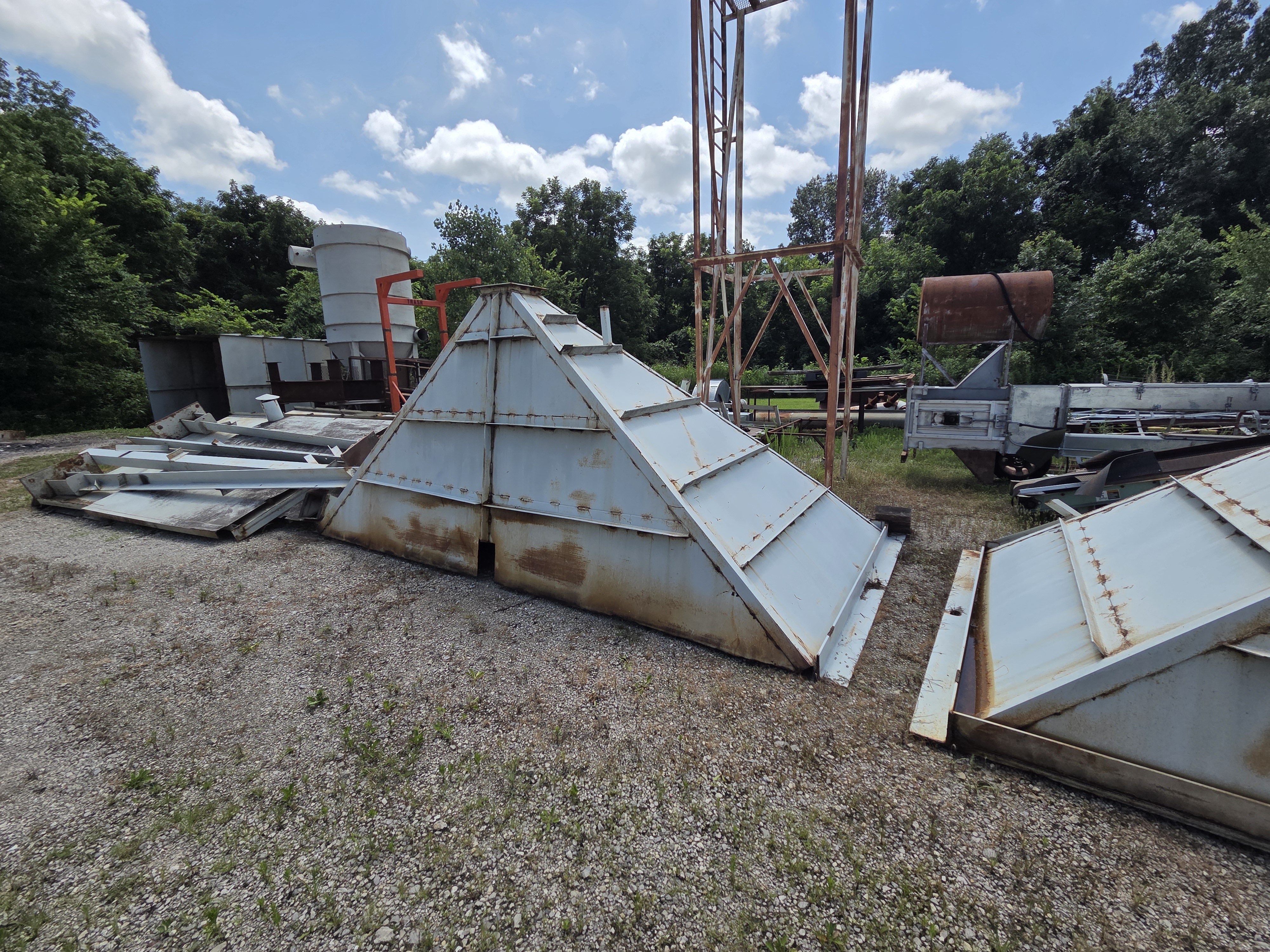 Bulk or Bagger Bin 