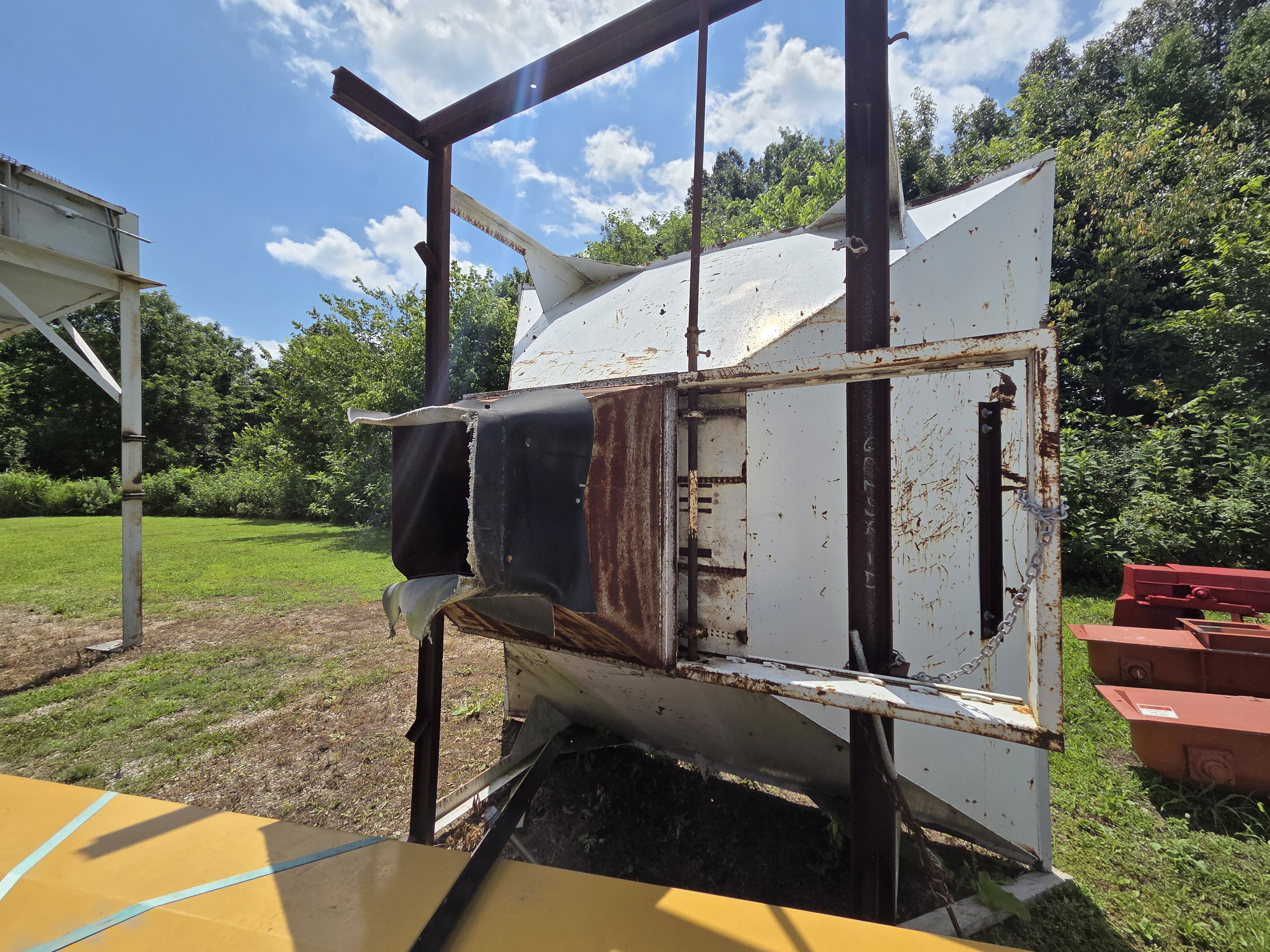 Steel Bagger Bin