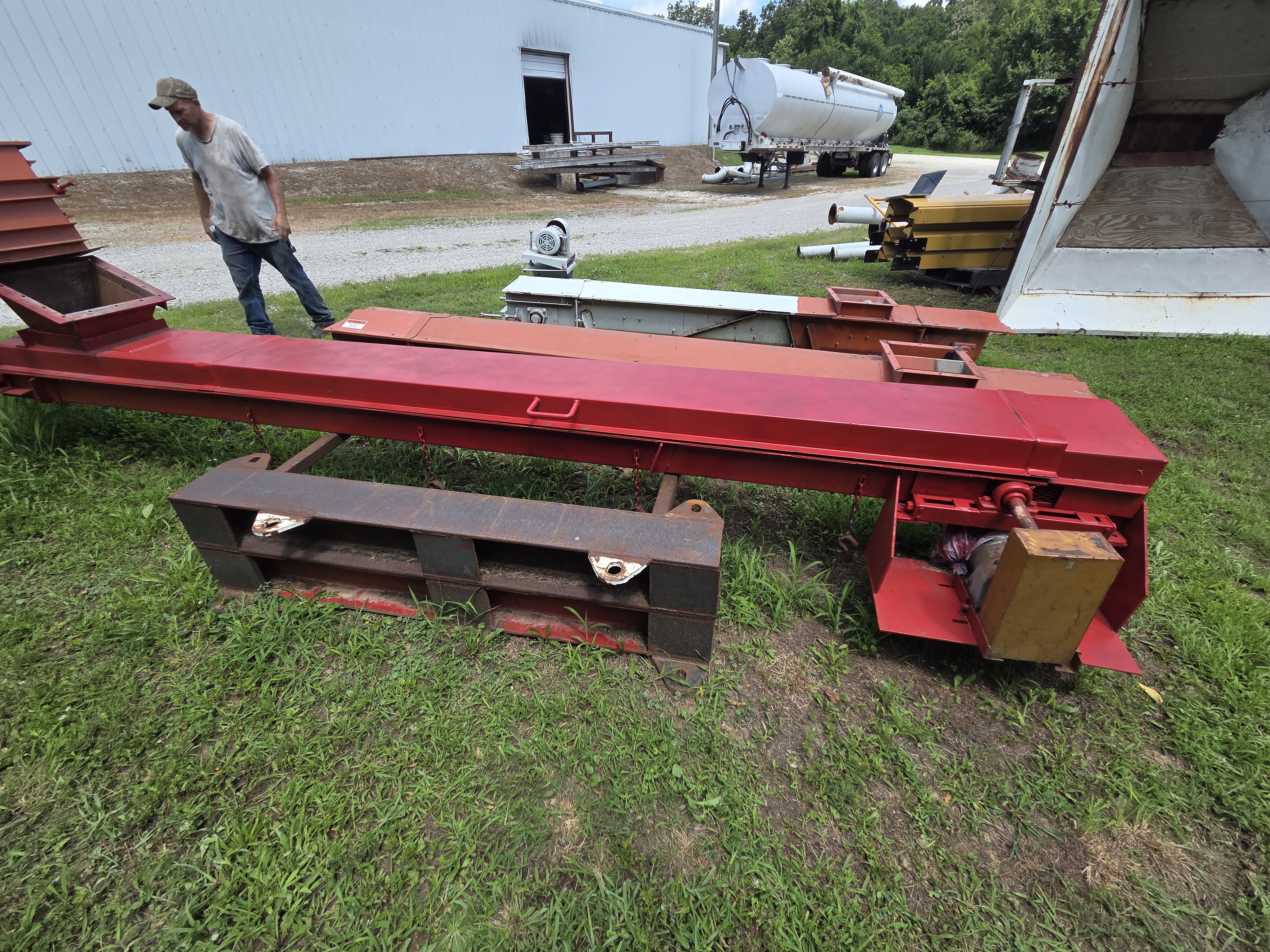 Belt Conveyor with cover