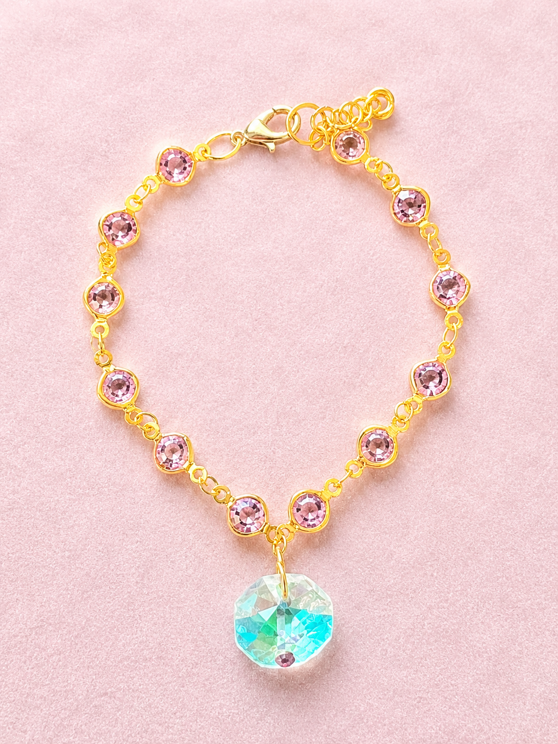 Bracelet en Chaîne de Pull avec Cristal Attrape-Soleil et Détails en Cuivre
