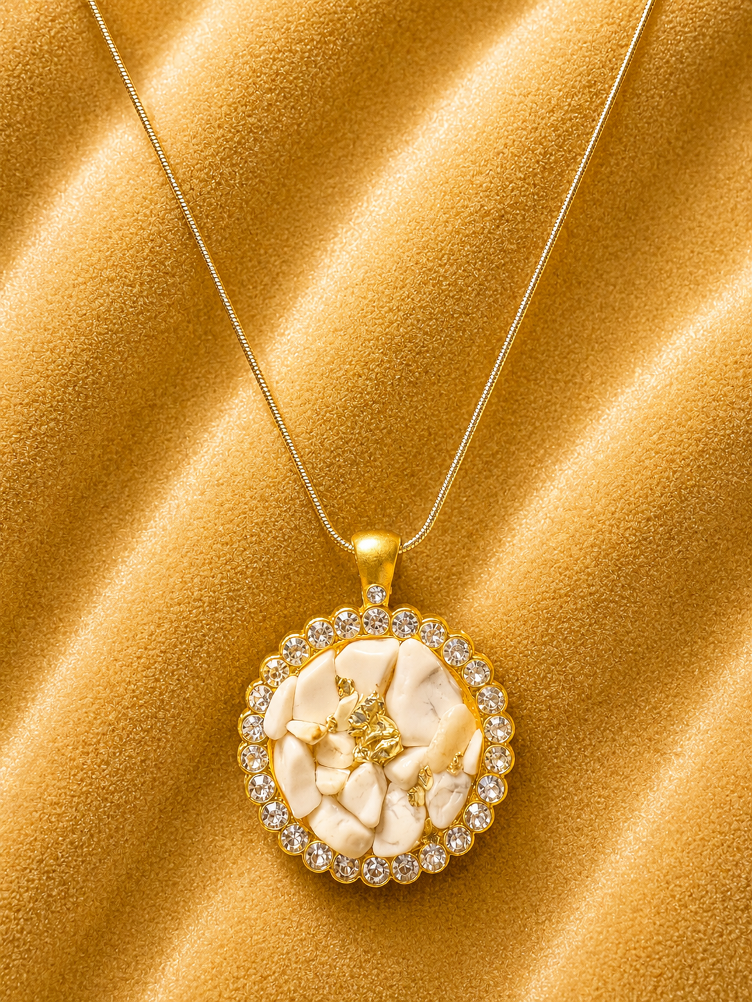 Pendentif Rond en Pierre Naturelle Turquoise Blanche