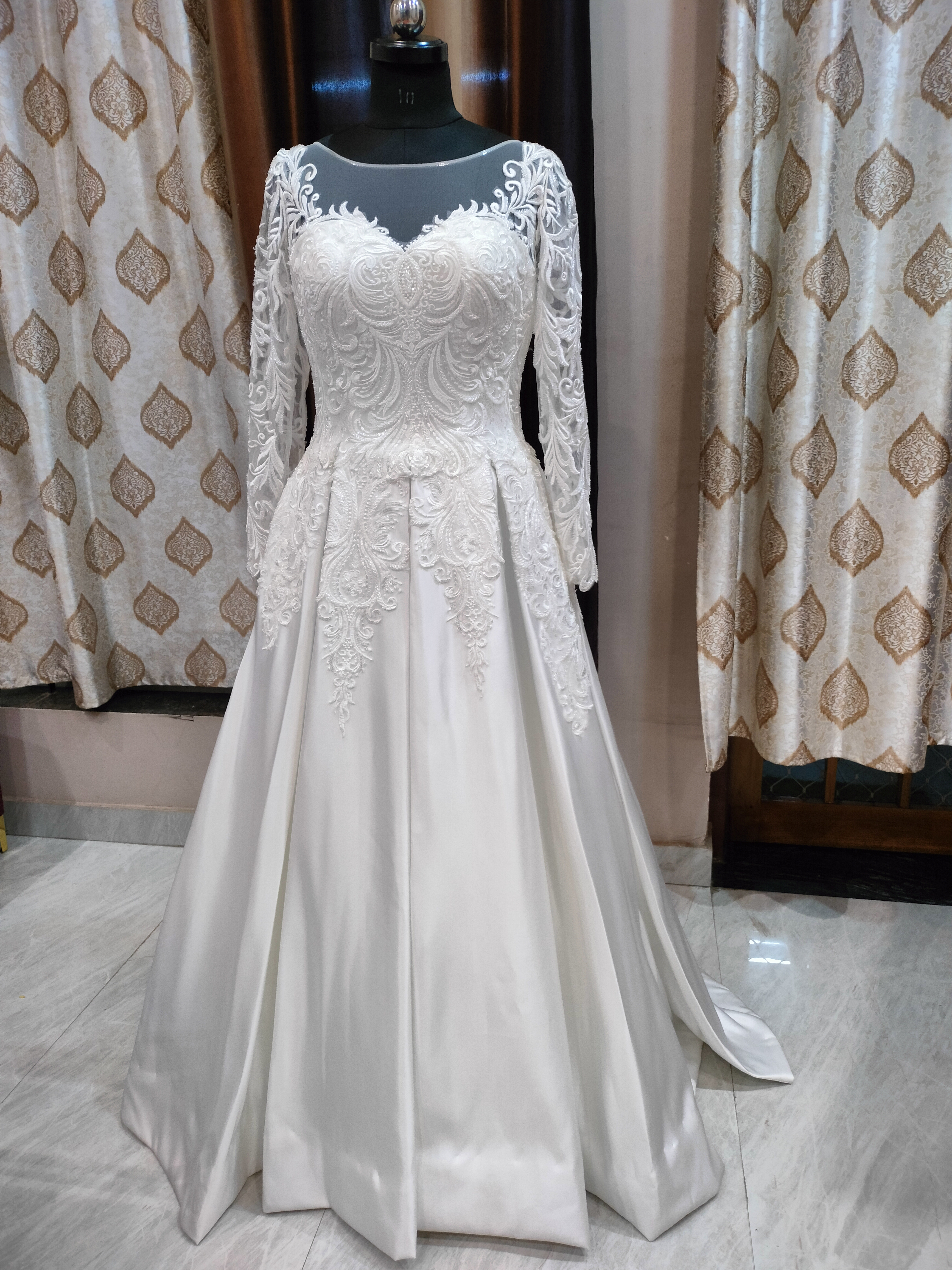 First Fitting & Customization