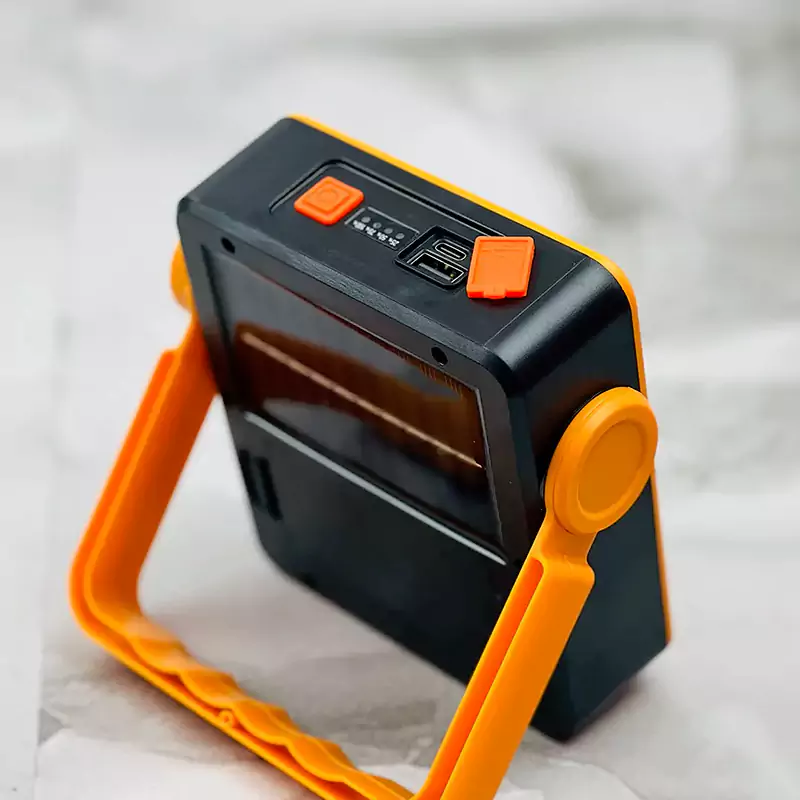 LÁMPARA LINTERNA FOCO PORTÁTIL RECARGABLE SOLAR LED 