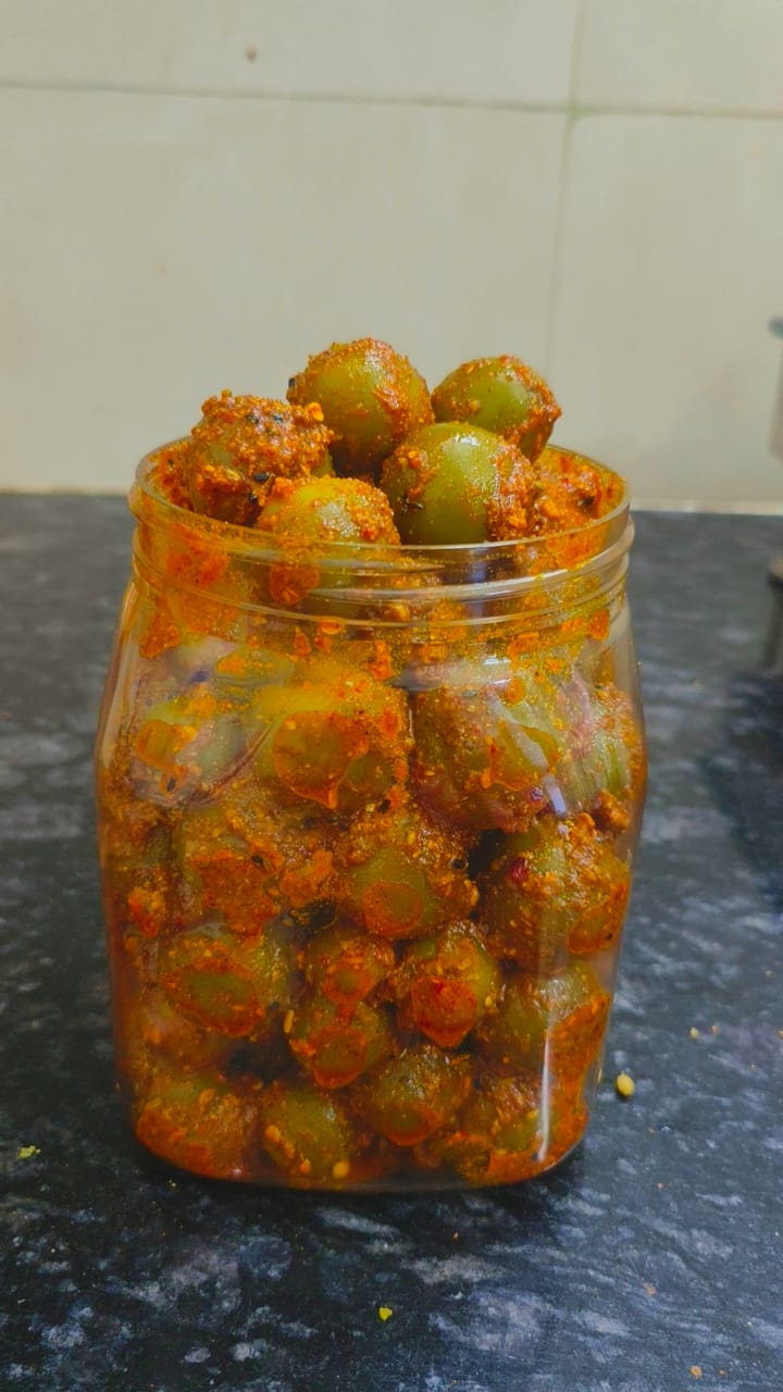 Homemade Gunde ka pickle