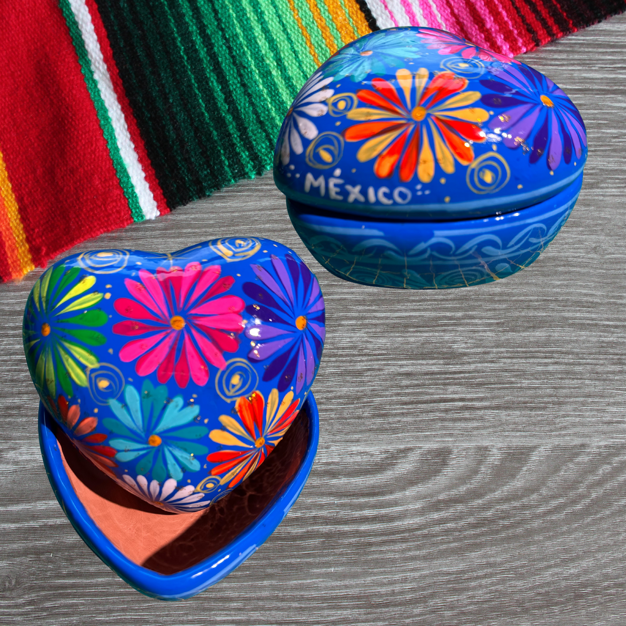 Mexican Artesanias Hand-Painted Clay Jewelry Box
