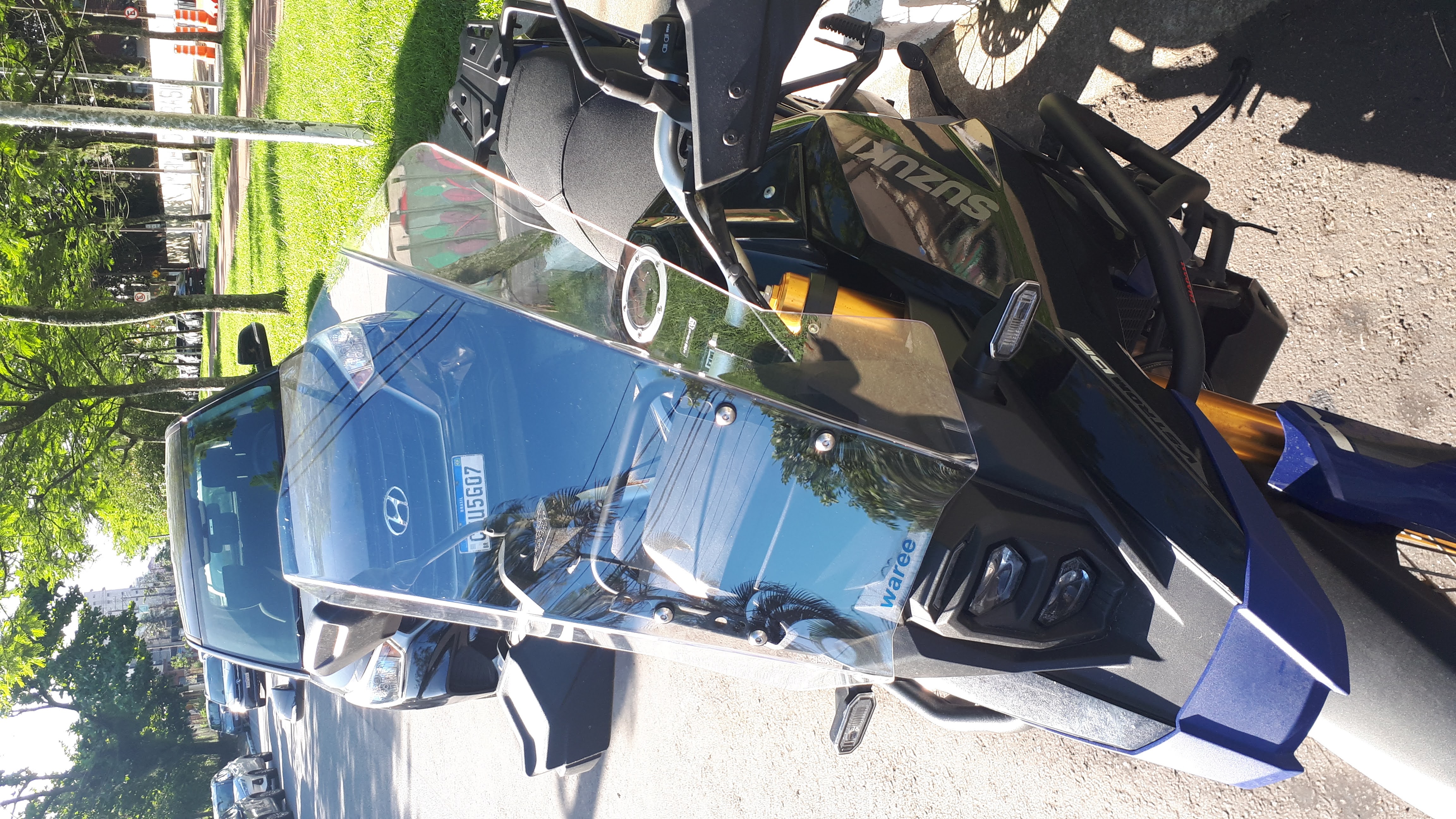 Bolha para-brisa alta M2 para VStrom 800 (serve nos dois mods) em policarbonato