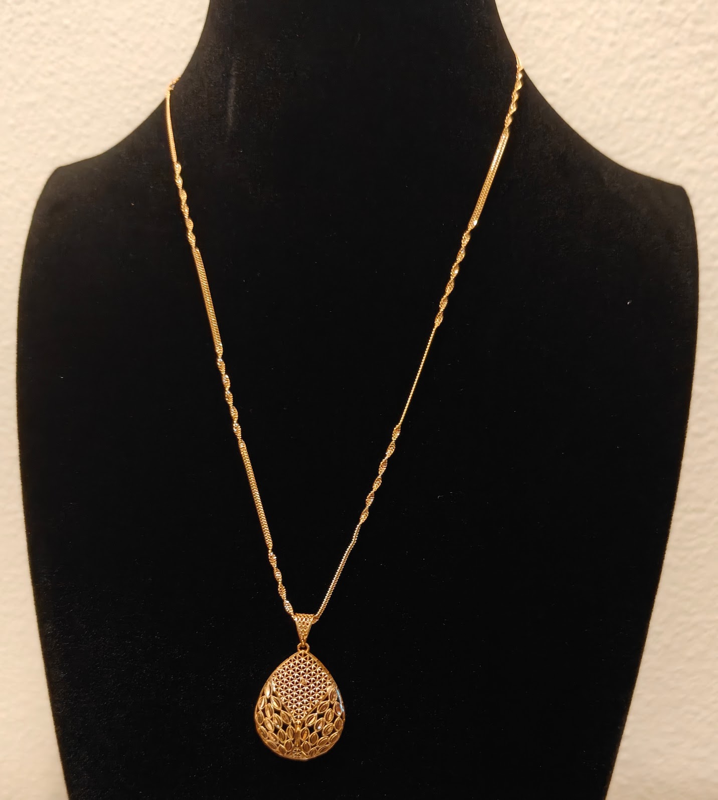 21K Gold Necklace