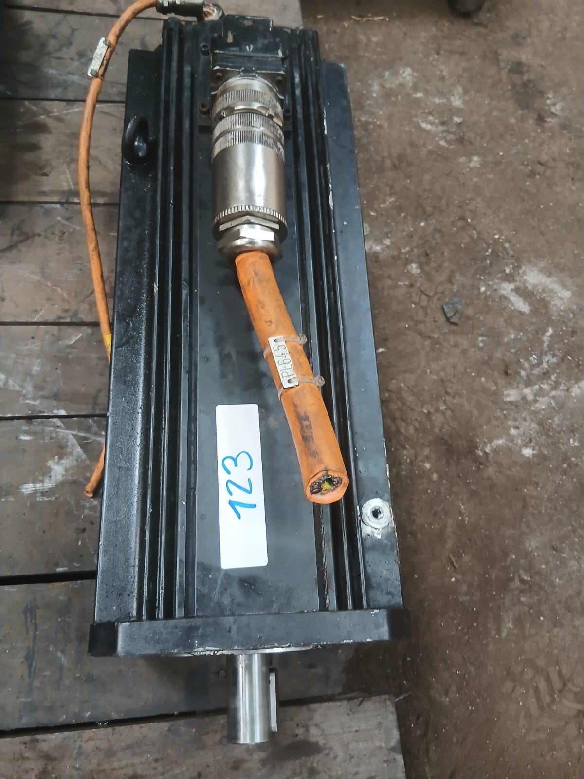 Servo Motor Indramat MDD112D (com Freio), Modelo MDD112D-N-030-N2M-130PA2