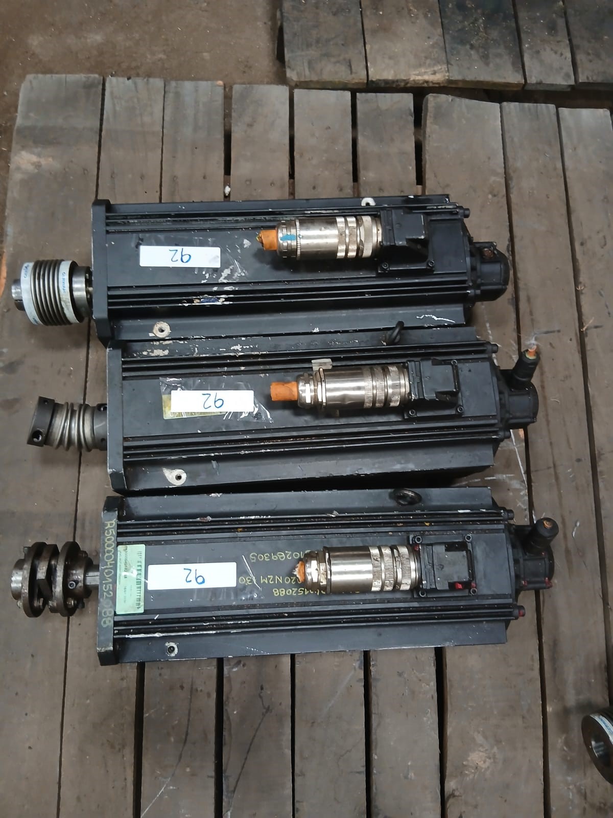 Servo Motor Indramat MDD112D Modelo MDD112D-N-030-N2M-130PA2