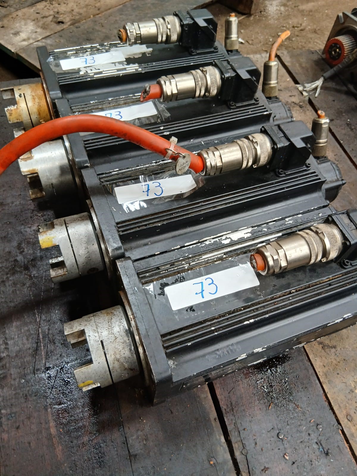 Servo Motor Indramat Modelo MDD093C-N-030-N2M-110PA0
