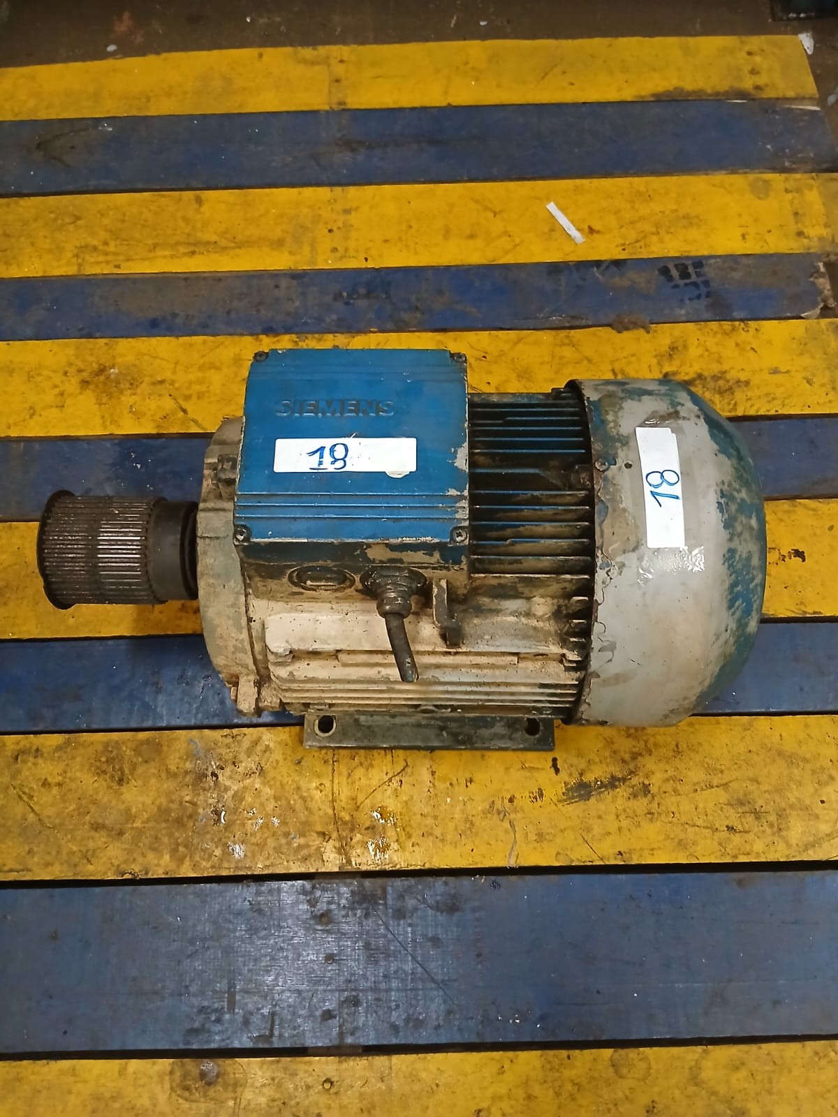Motor Elétrico Siemens 8,6 kW