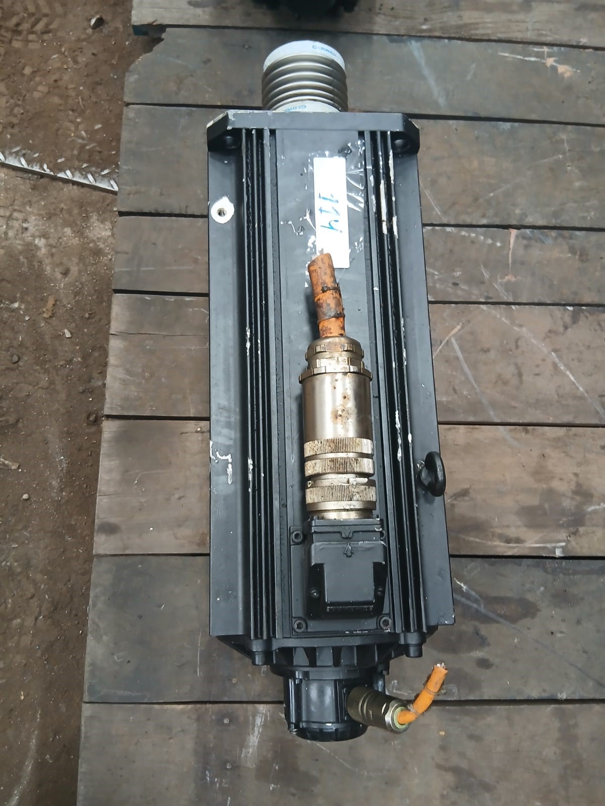 Servo Motor Indramat MDD112D (Versão 2000 rpm), Modelo MDD112D-N-020-N2M-130PA0