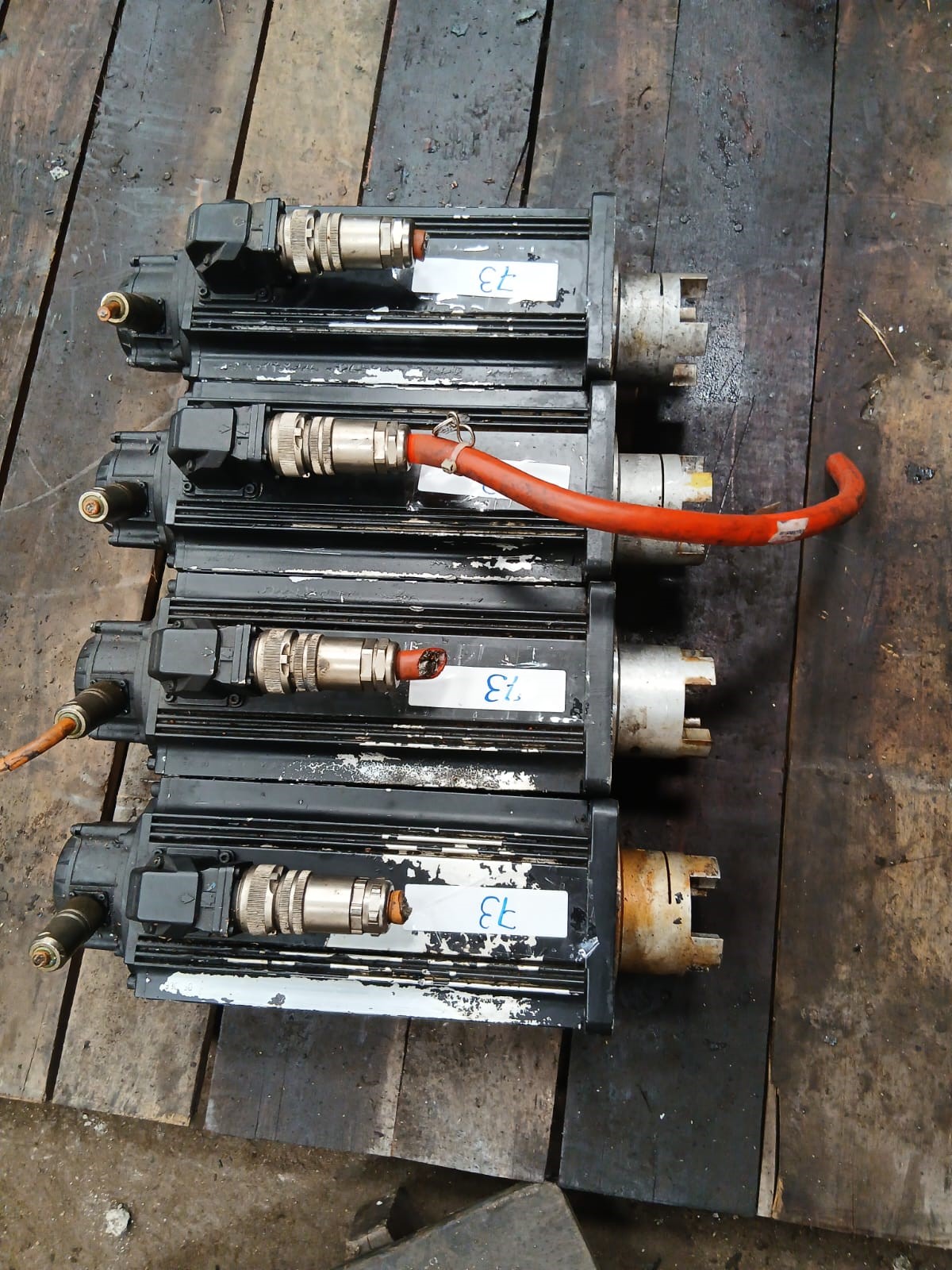Servo Motor Indramat Modelo MDD093C-N-030-N2M-110PA0