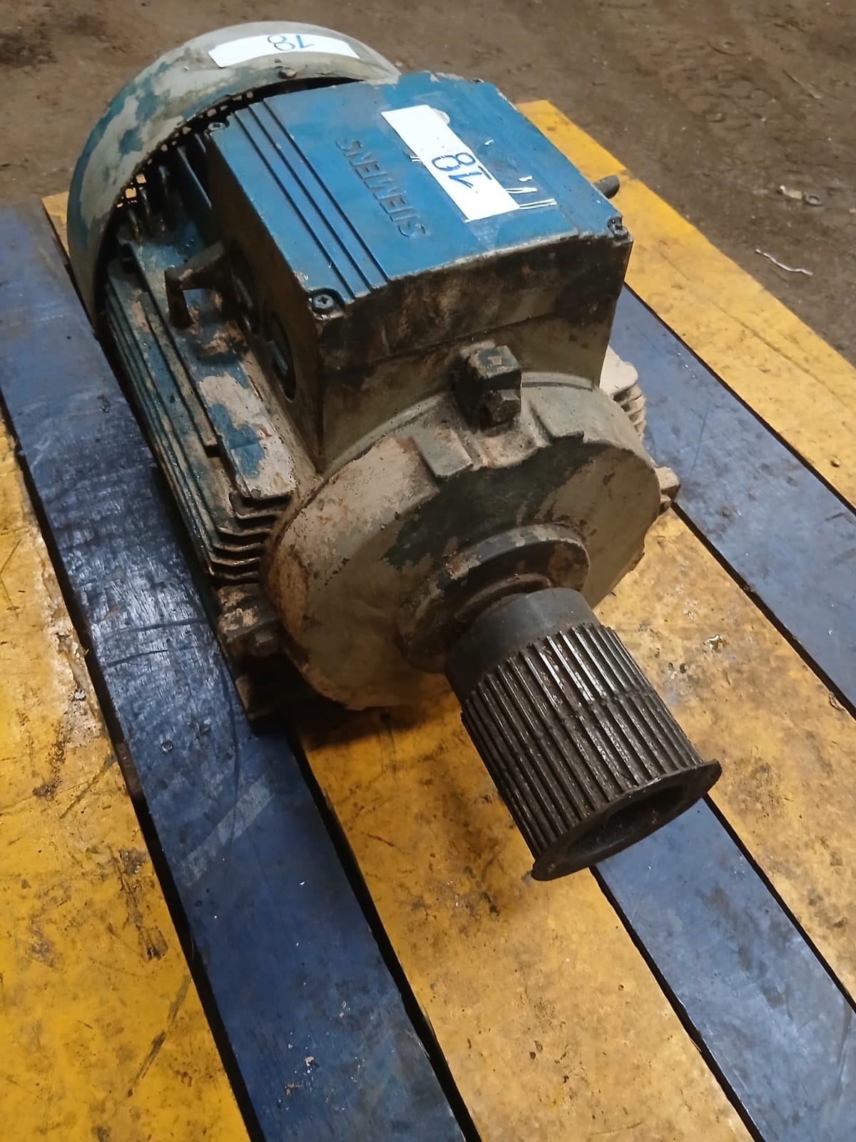 Motor Elétrico Siemens 8,6 kW