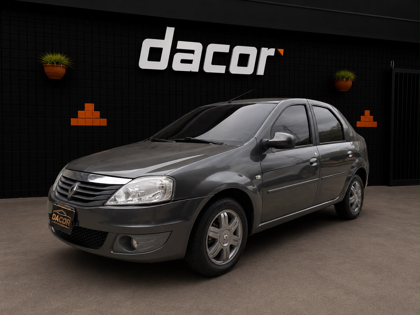Renault Logan Dynamique 2015