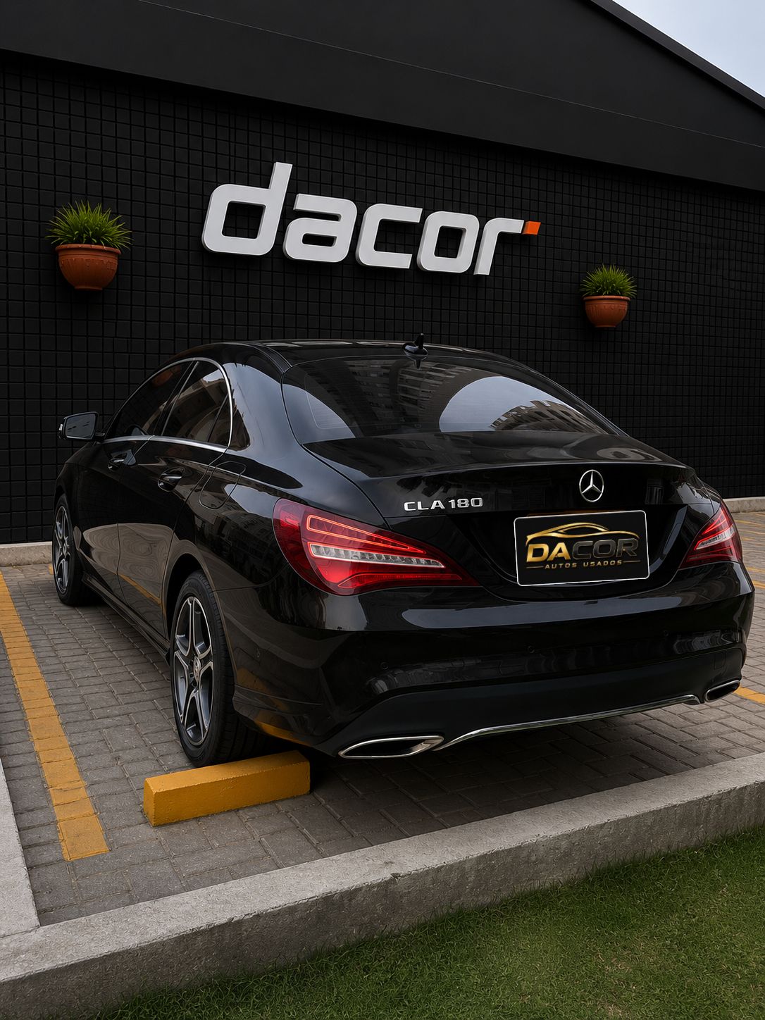 Mercedes-Benz CLA  180