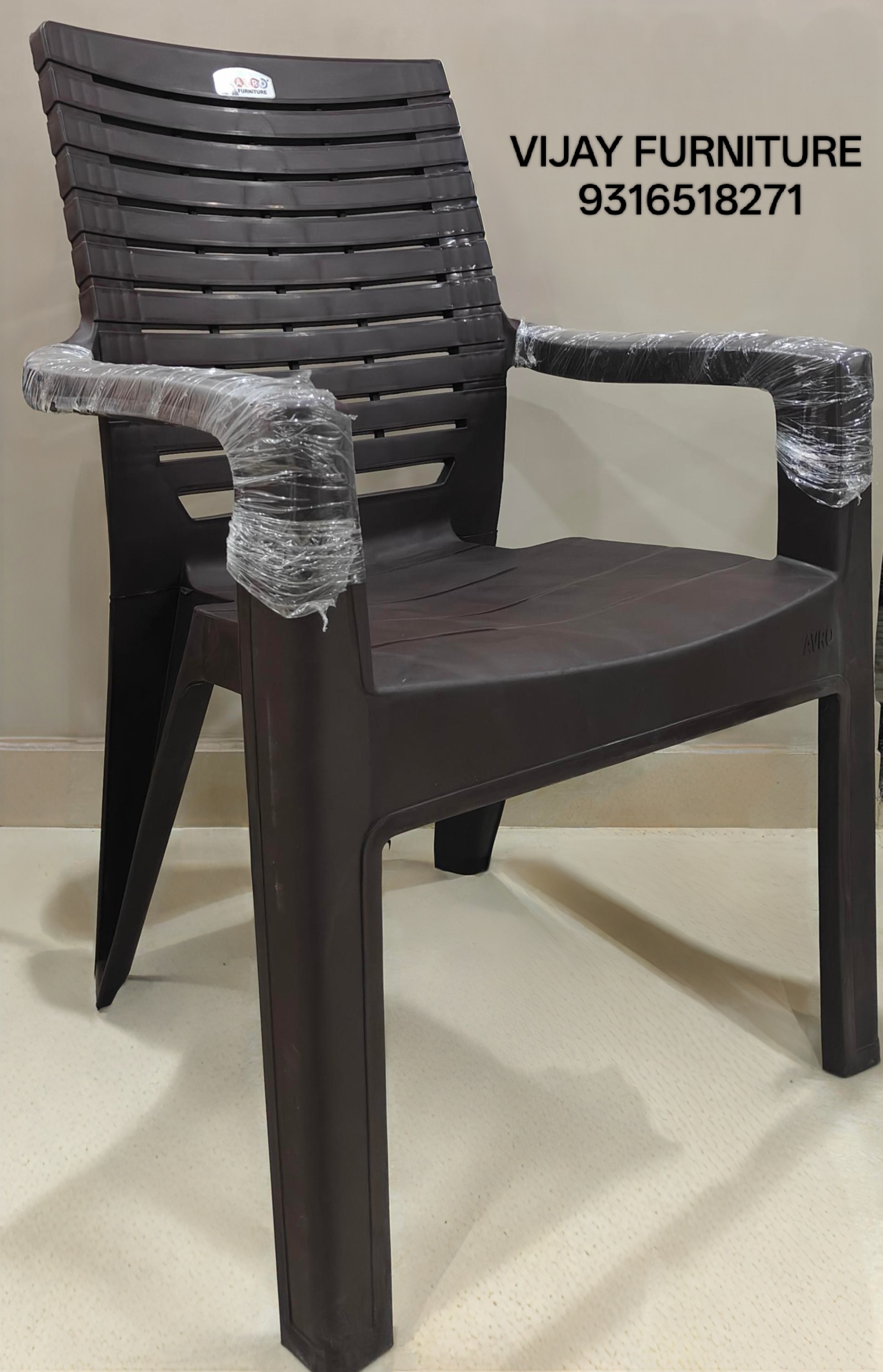 G2 Plastic Armchair