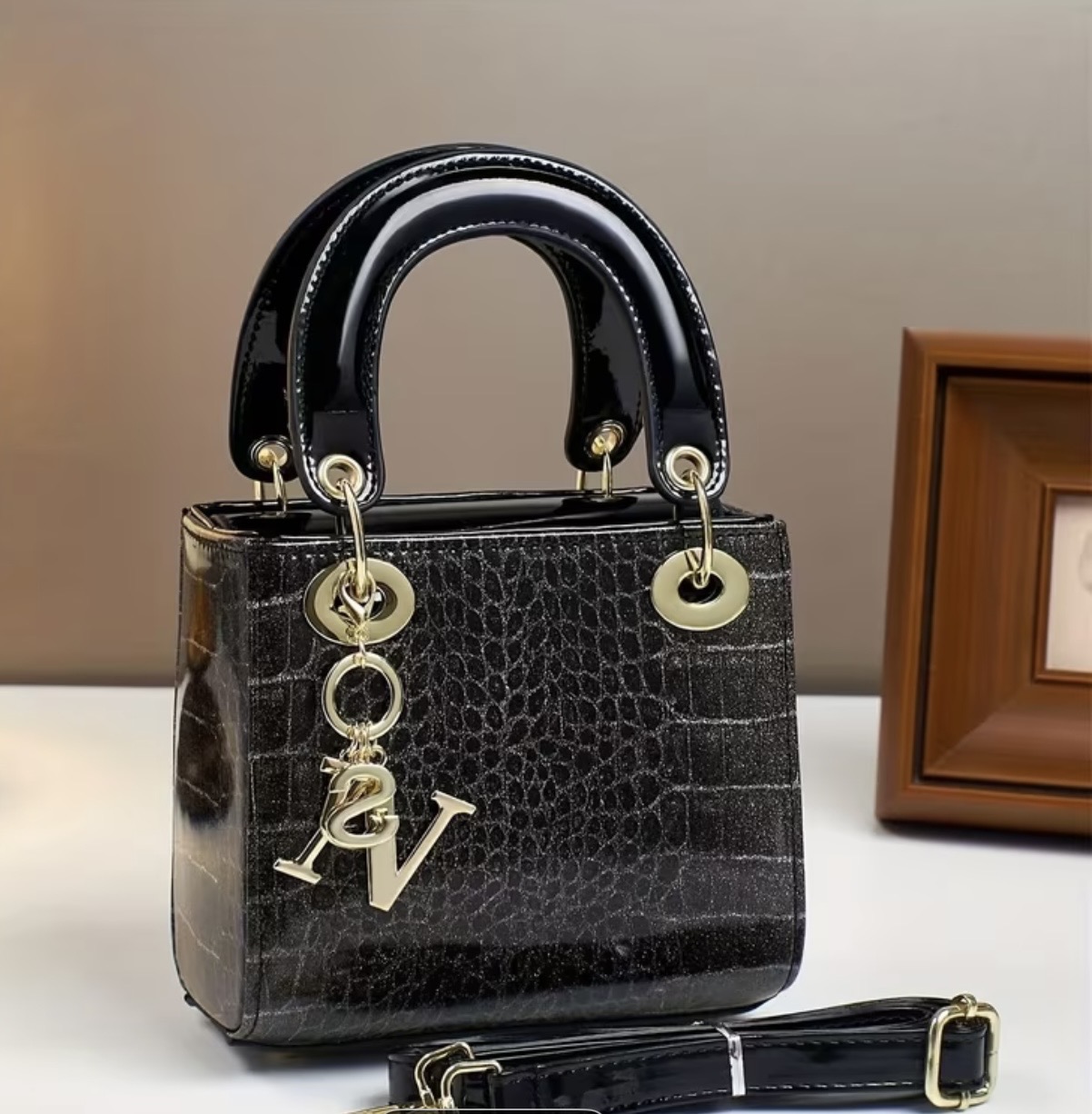 Elegant Black Croc-Embossed Handbag