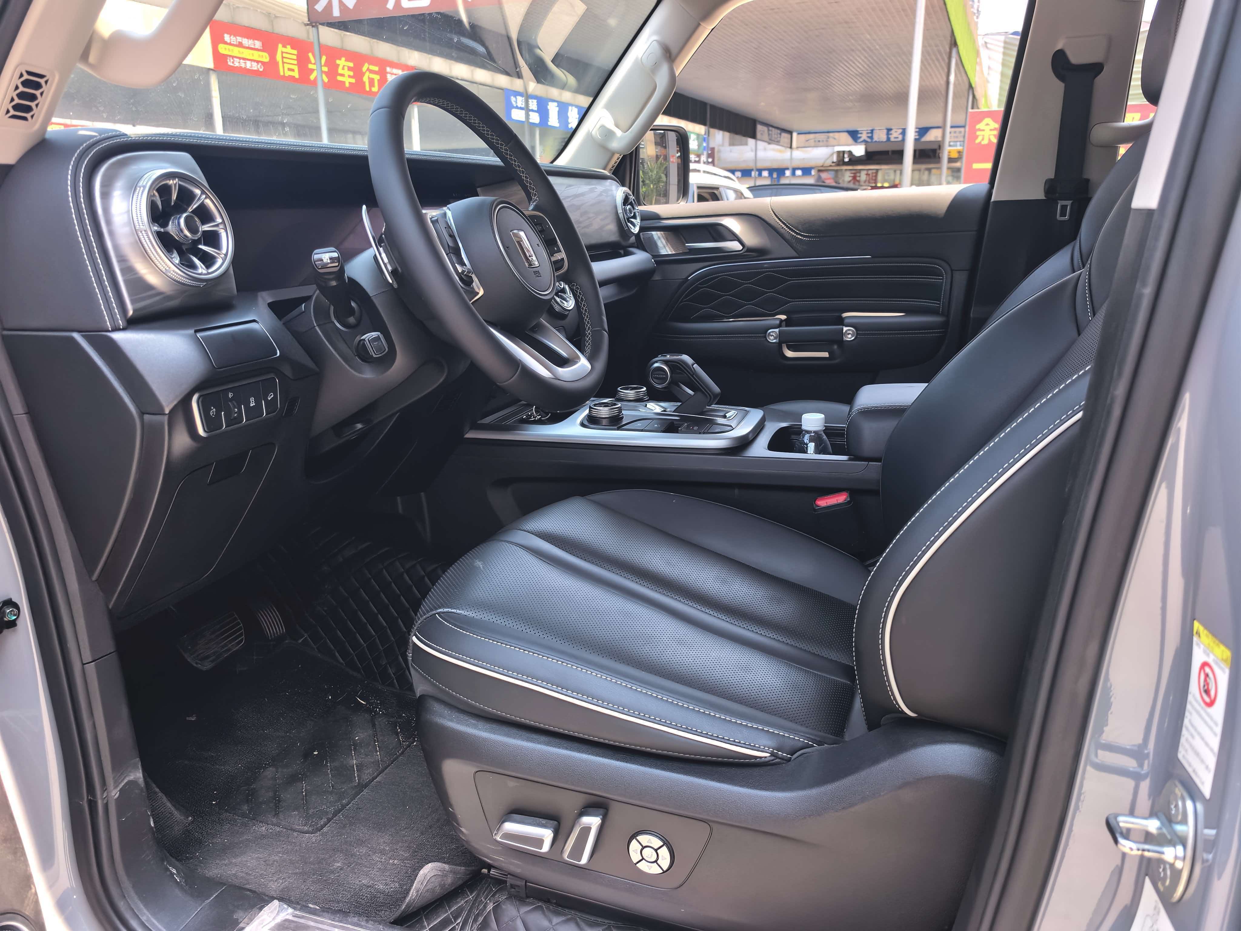 2023 Tank 300 City Edition - 2.0T