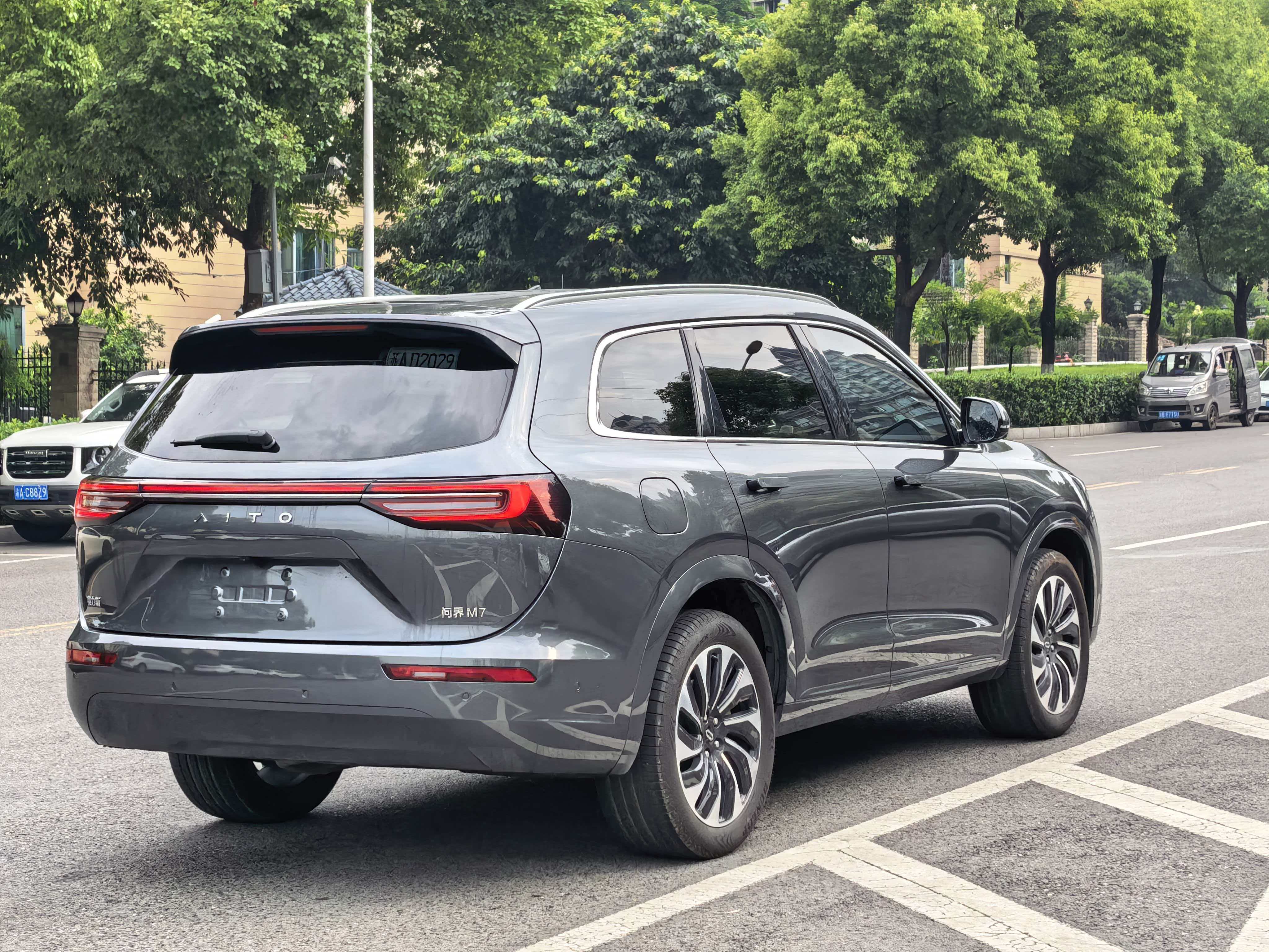 2023 Huawei AITO M7 RWD Comfort Edition