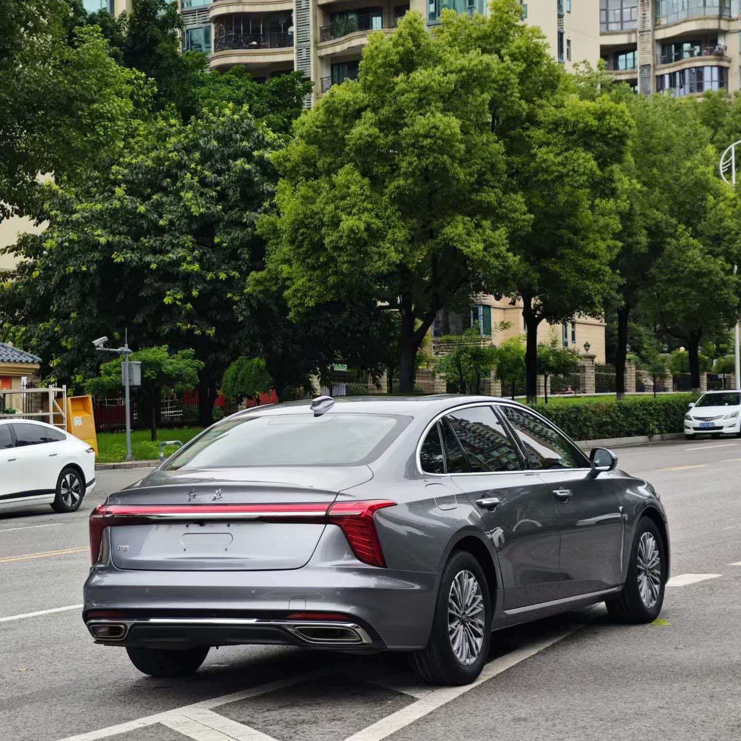 2023 Hongqi H5 Qi-Xiang Edition