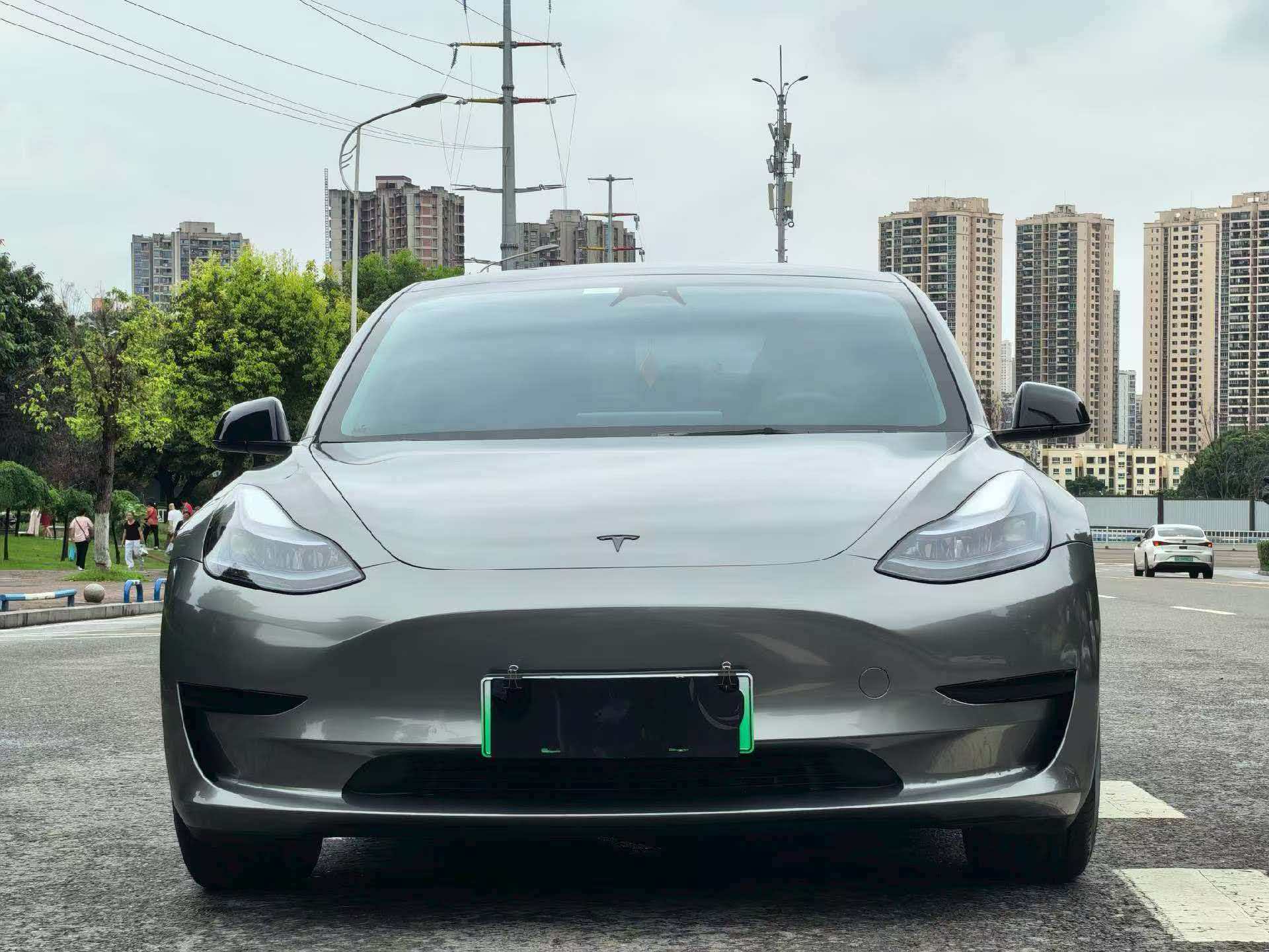2022 Tesla Model 3 Rear-Wheel Drive (RWD)