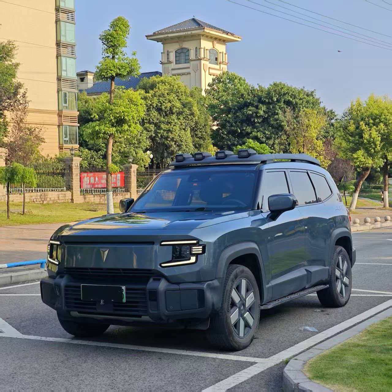 2024 Deepal G318, 4WD Air Suspension Edition