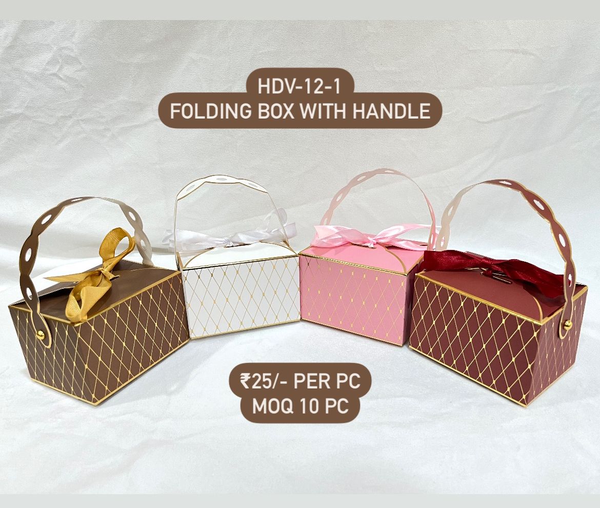 Folding Box with Handle