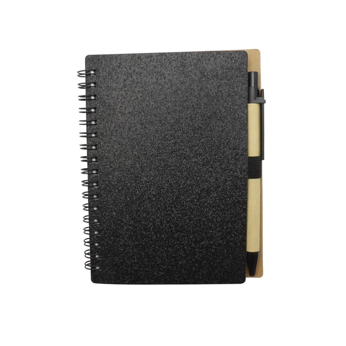 Cuaderno de notas con bolígrafo