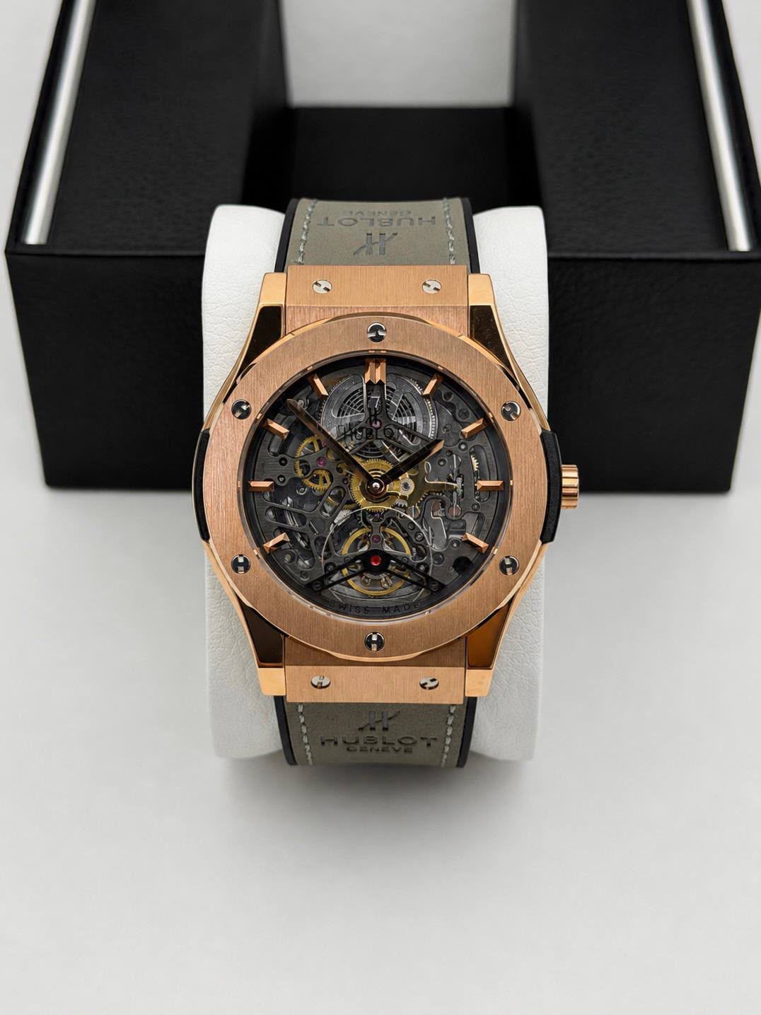 Hublot Classic Fusión Skeleton