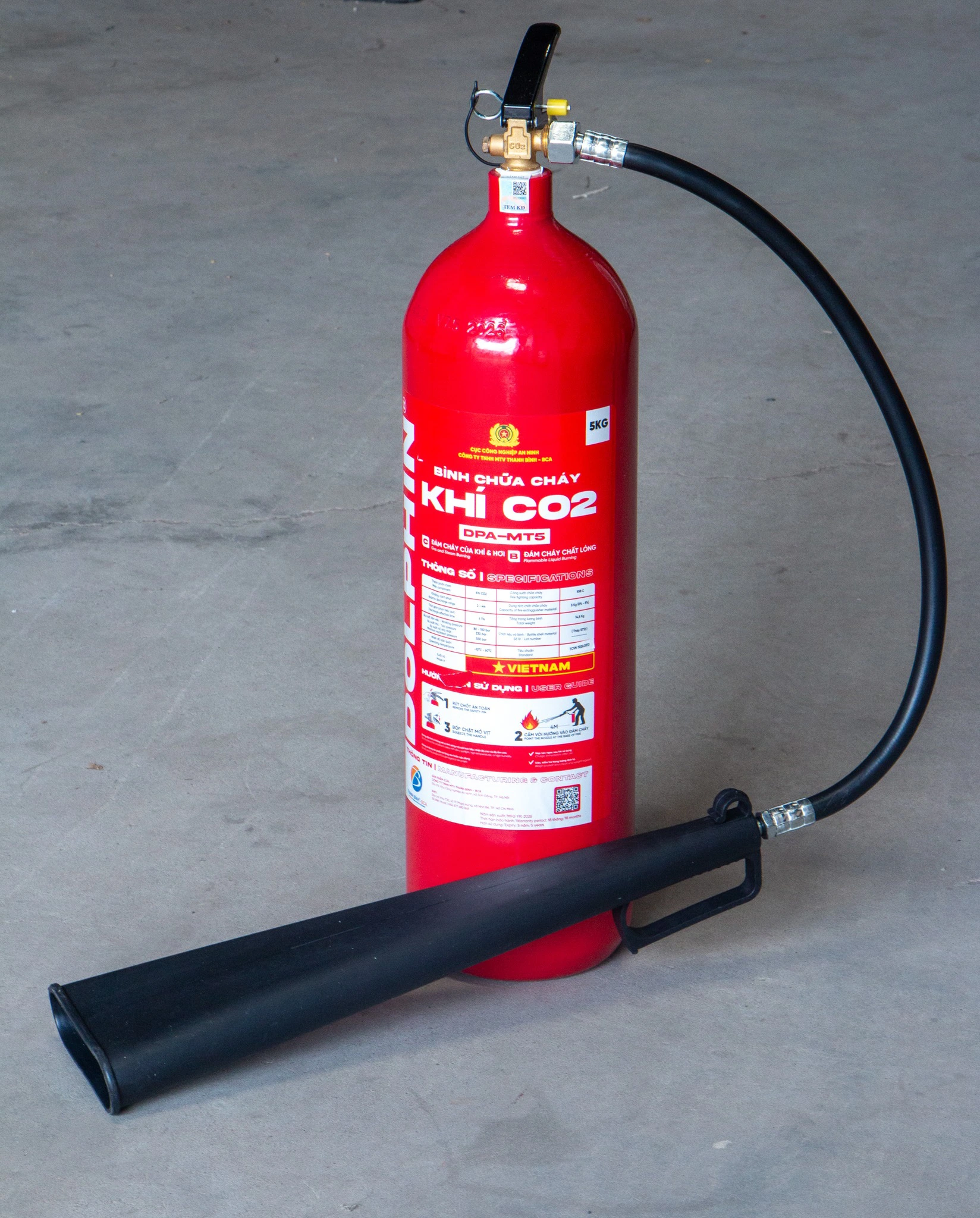 Bình chữa cháy khí CO2 5kg MT5 Dolphin (Thanh Bình-BCA)