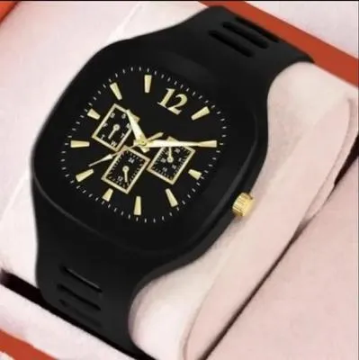 Men's Black Plastic Analogue Watch – Lightweight Casual Everyday Wrist Watch in Pakistan | Lureena