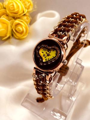 Heart-Shaped Yellow Dial Watch for Girls – Elegant Women's Bracelet Wrist Watch in Pakistan | Lureena
