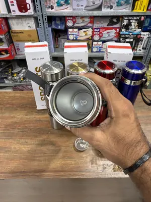 Stainless Steel Temperature Water Bottle – Smart Vacuum Insulated Flask in Pakistan | Lureena