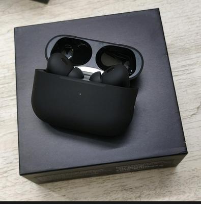 Black Bluetooth Earbuds 