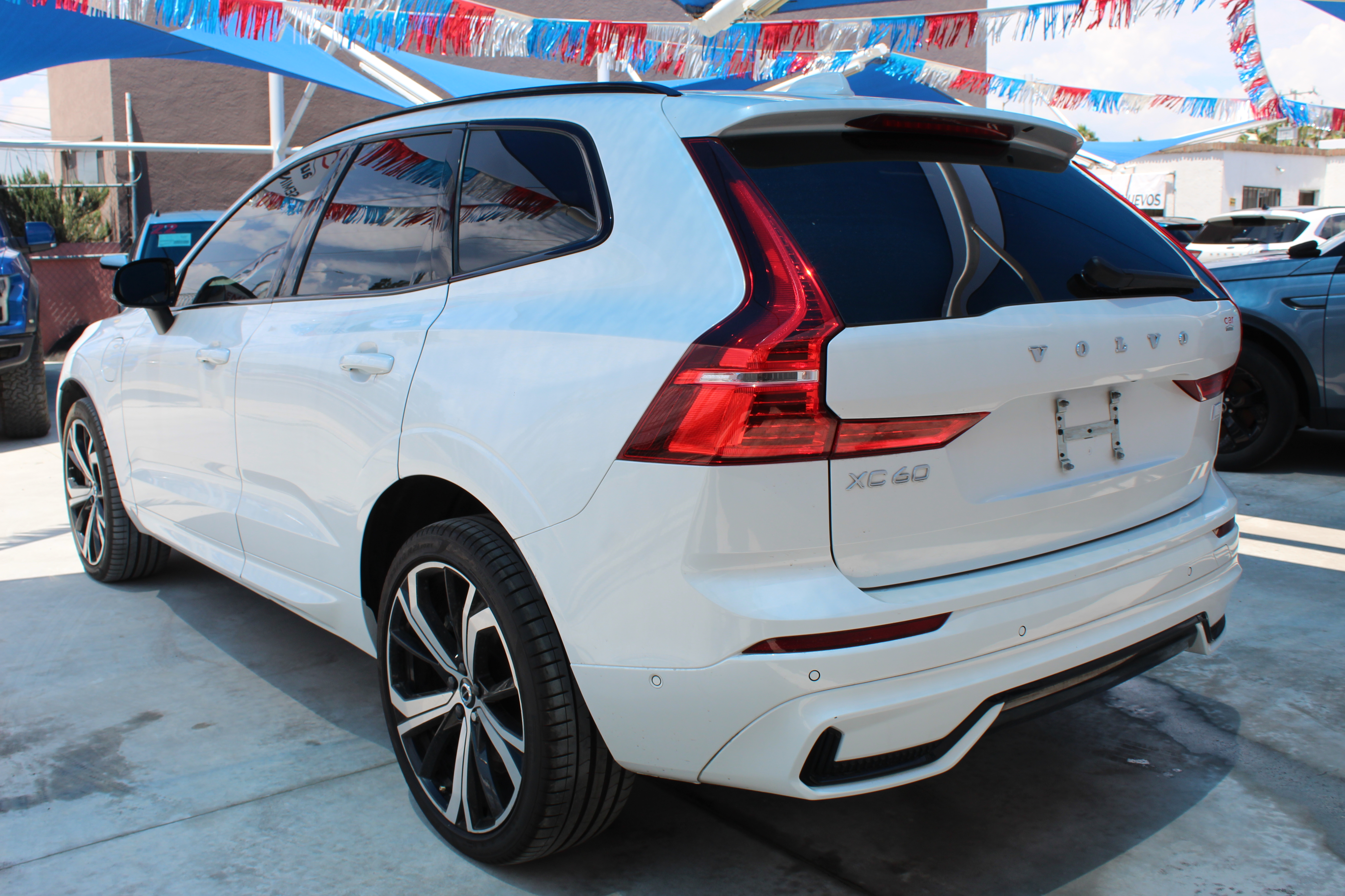 Volvo XC60 PHEV RECHARGE ULTIMATE DARK 2024