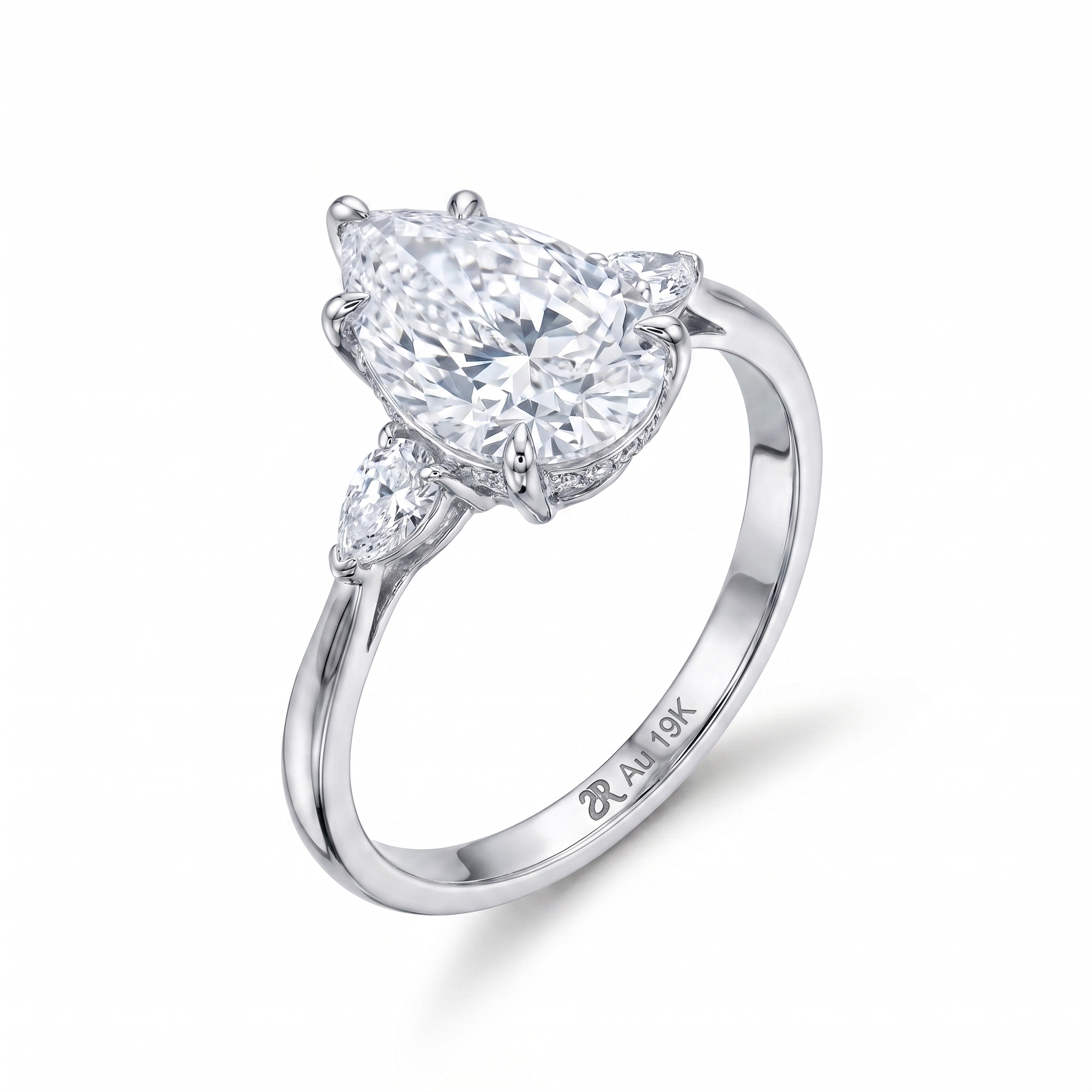 TRIBECA PEAR RING