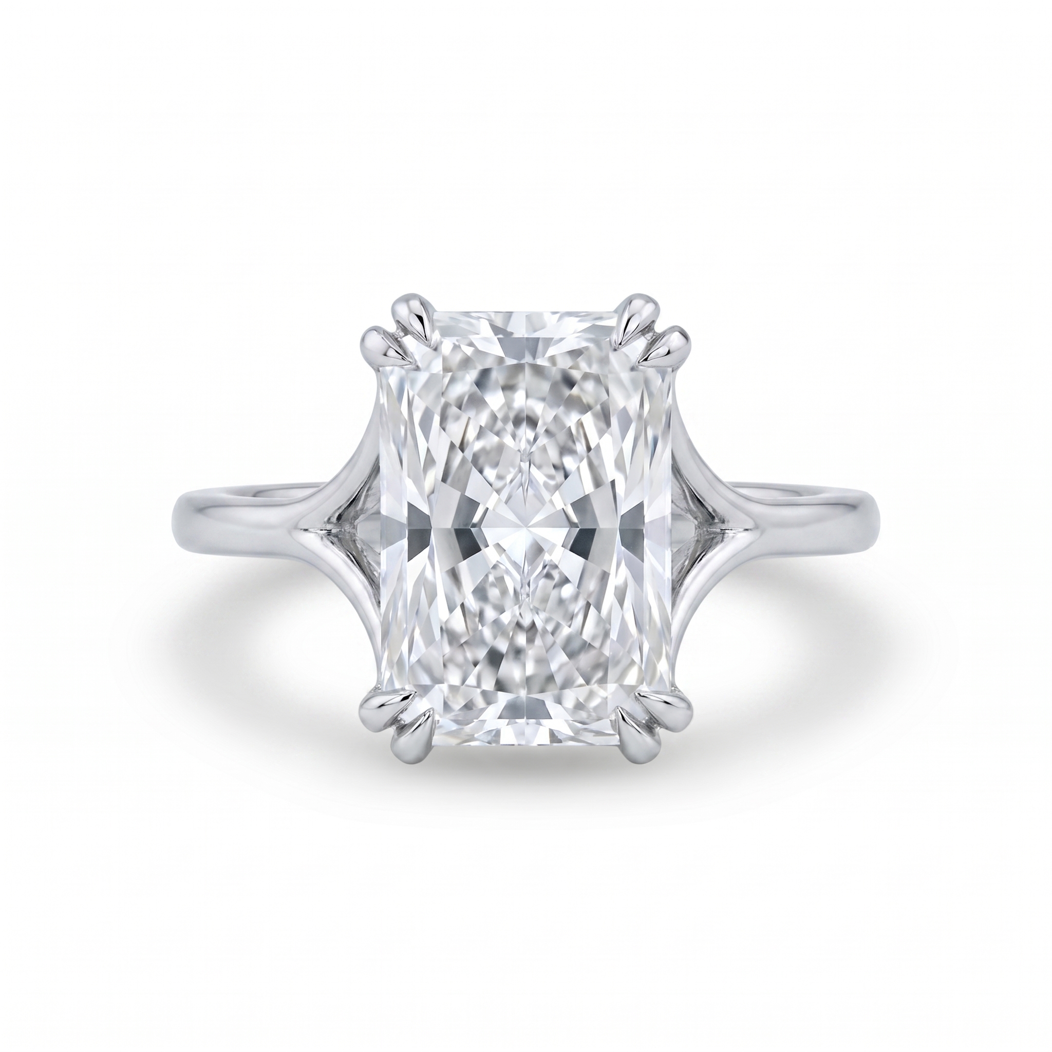MANHATTAN RADIANCE RING
